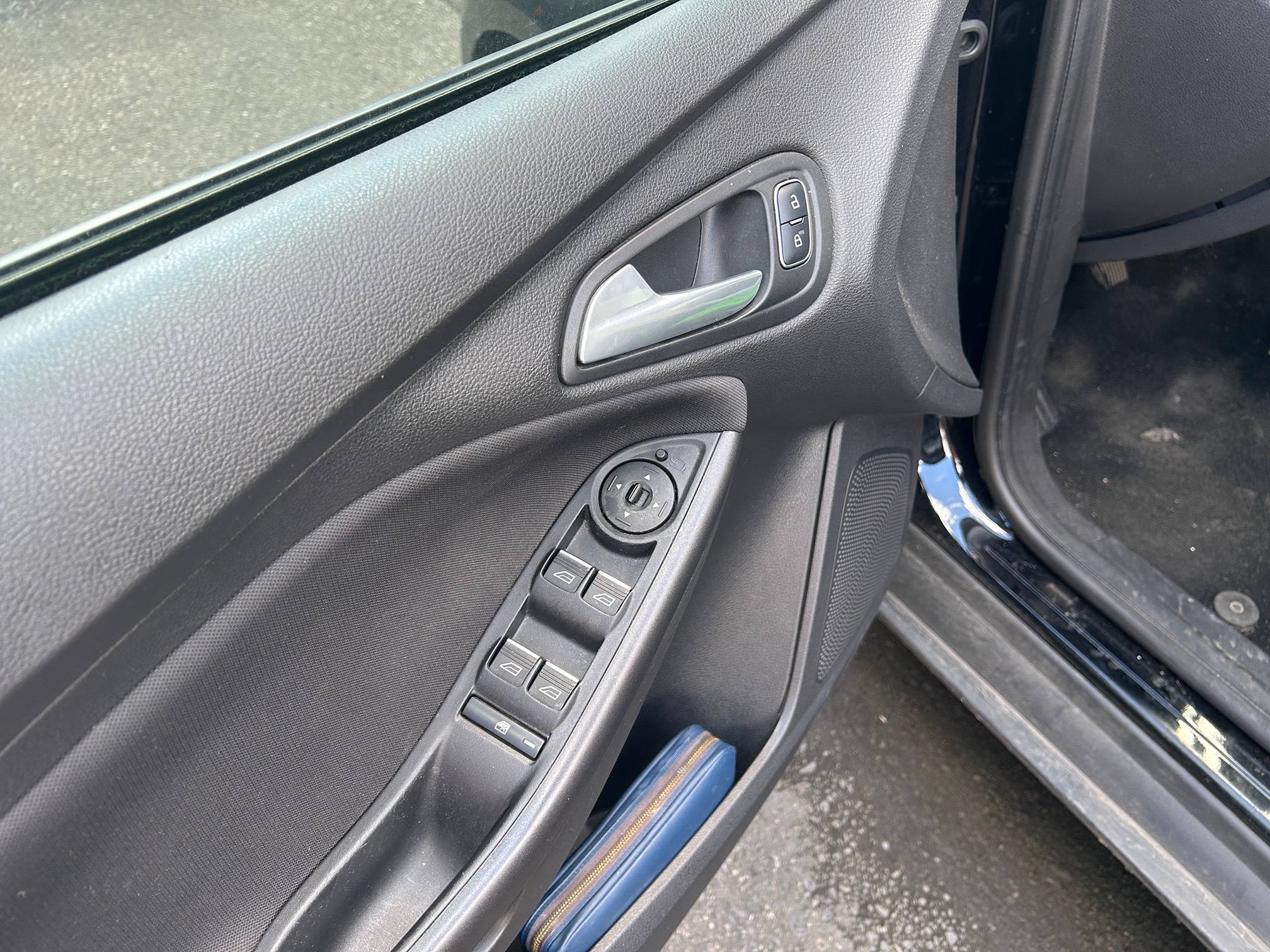 FORD Focus 1.0SCTi ECO — zdjęcie 14