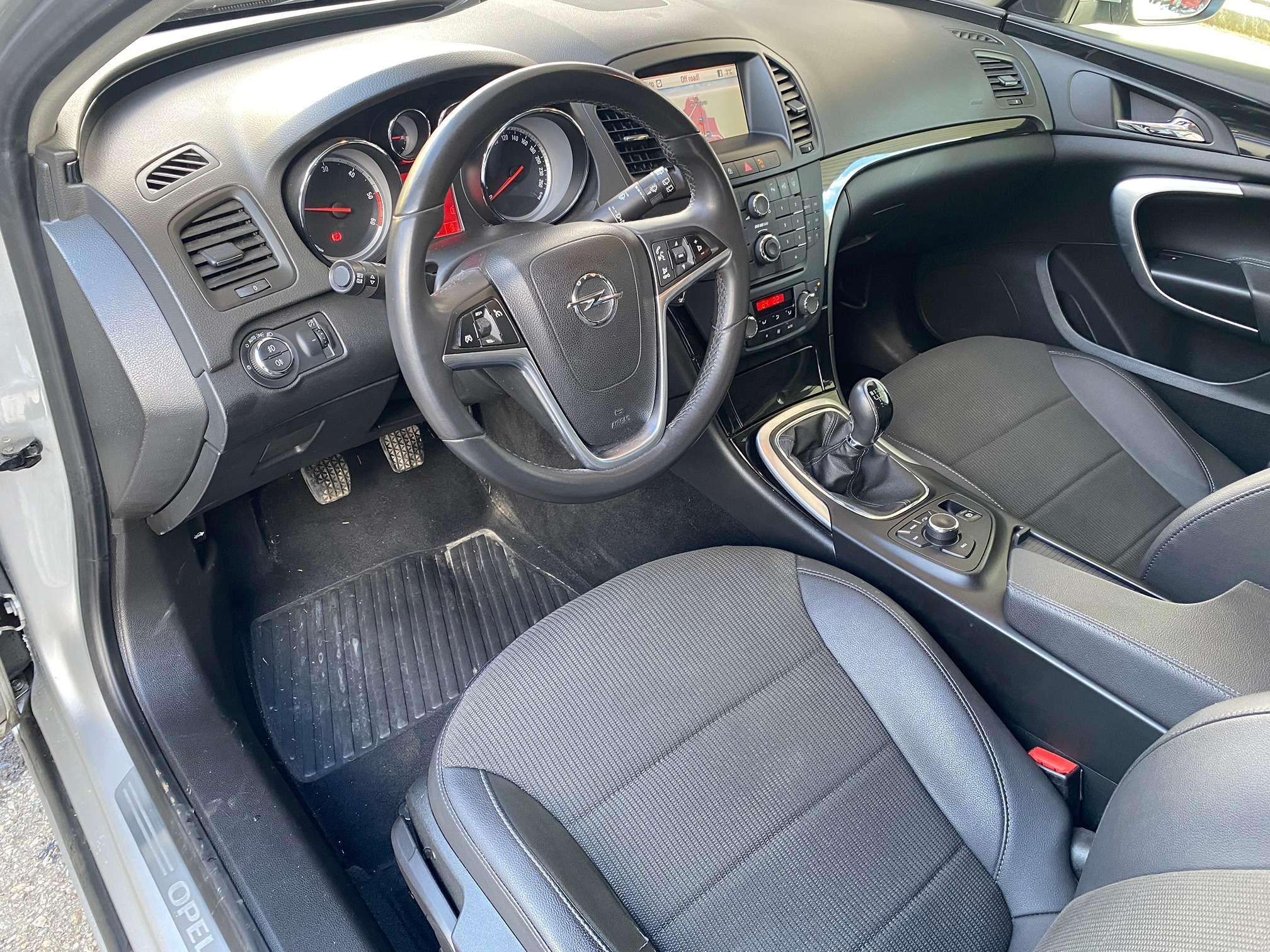 OPEL Insignia A 20DTH — zdjęcie 10
