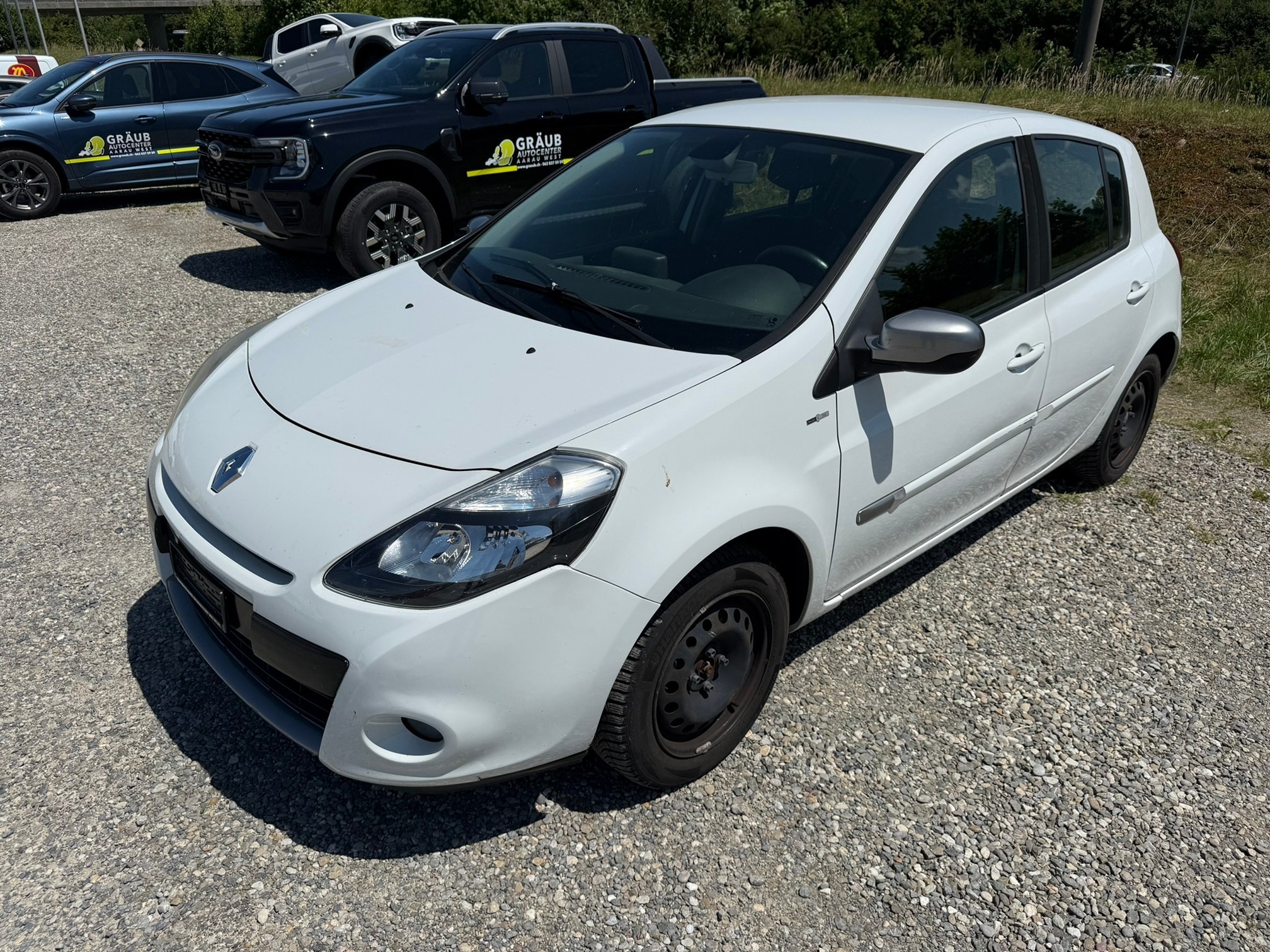 RENAULT Clio 1.6 16V 110 — zdjęcie 2