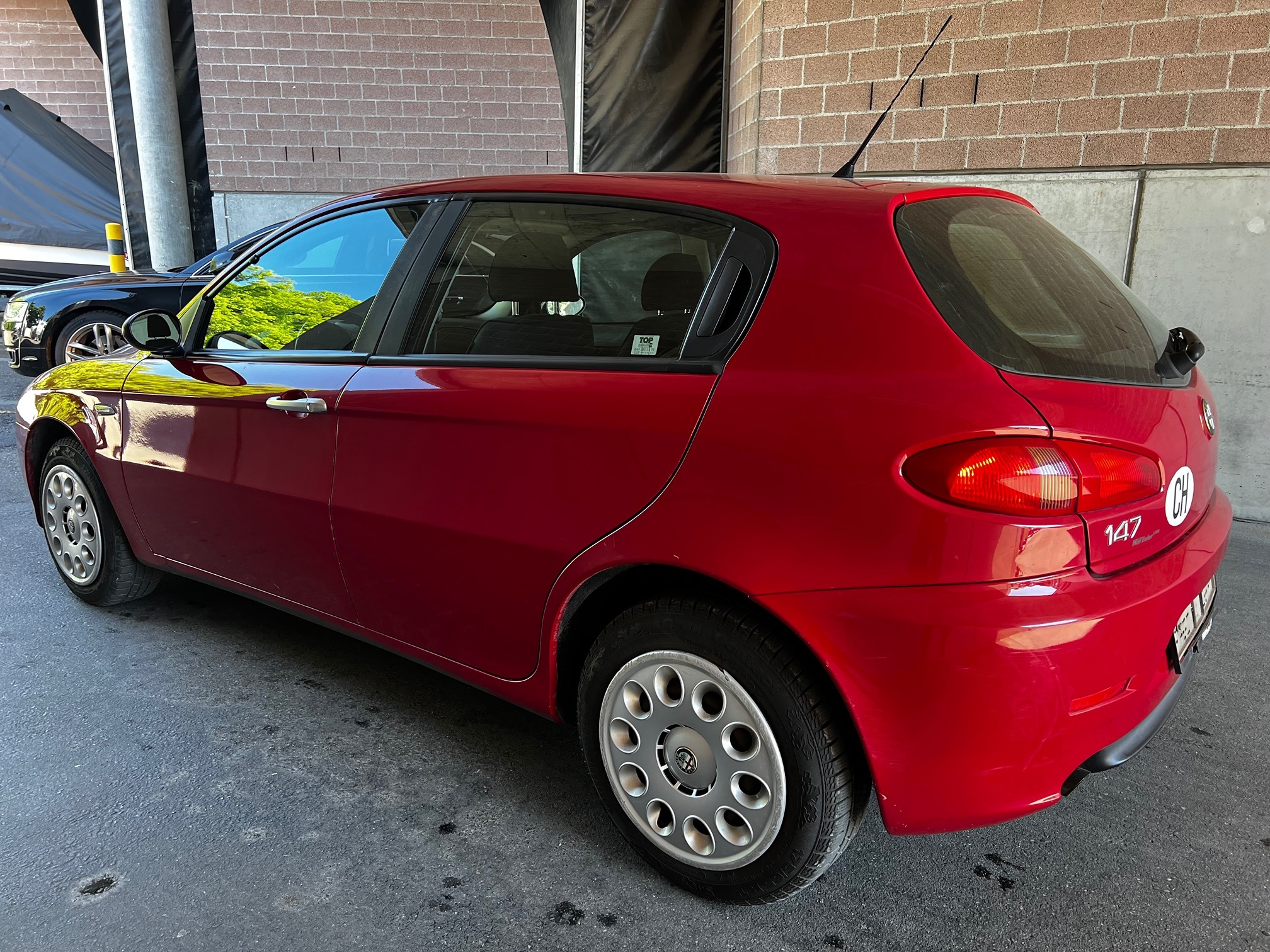 ALFA ROMEO 147 1.6 TS 16V — zdjęcie 3