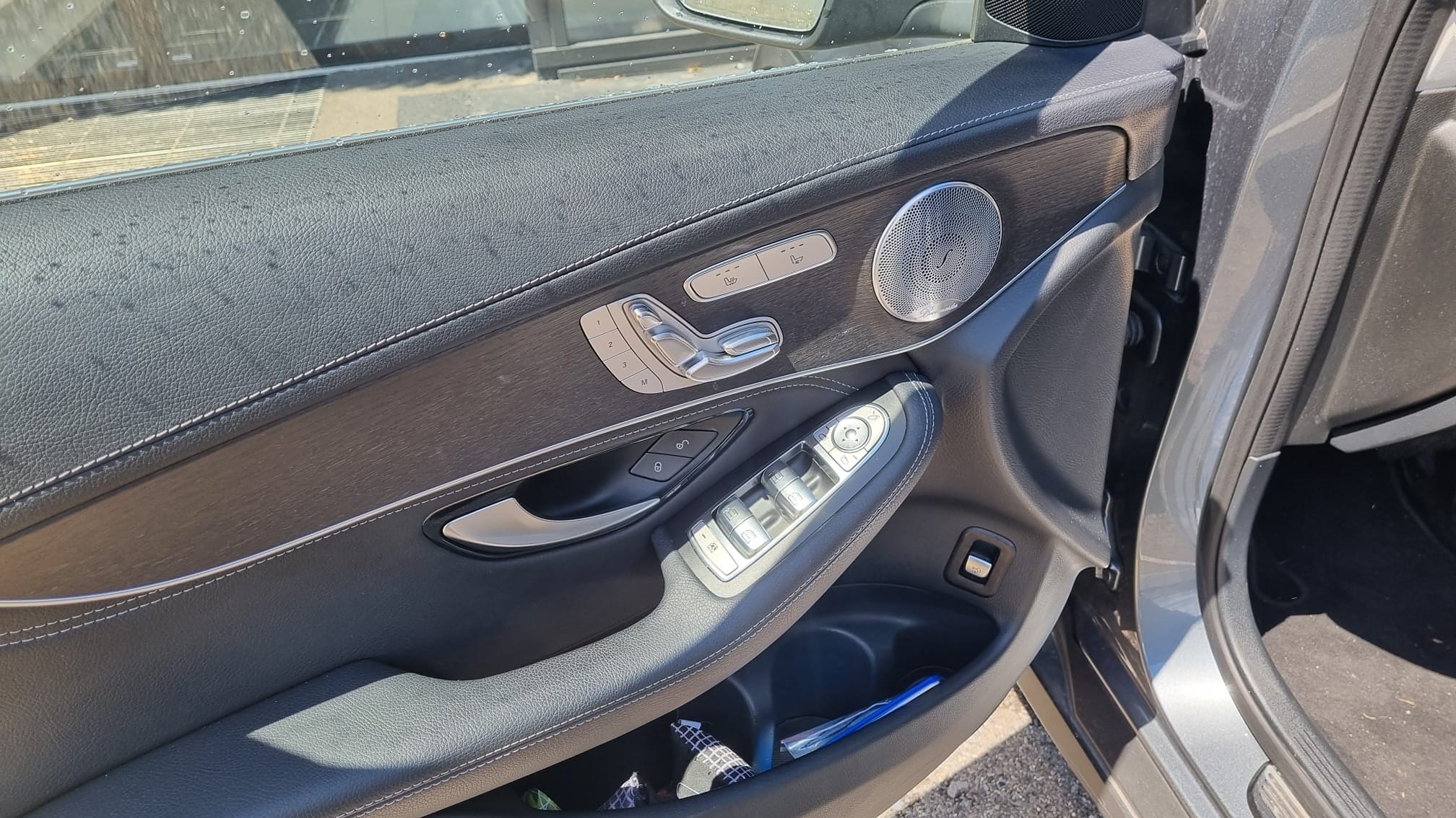 MERCEDES-BENZ GLC 300 — zdjęcie 15