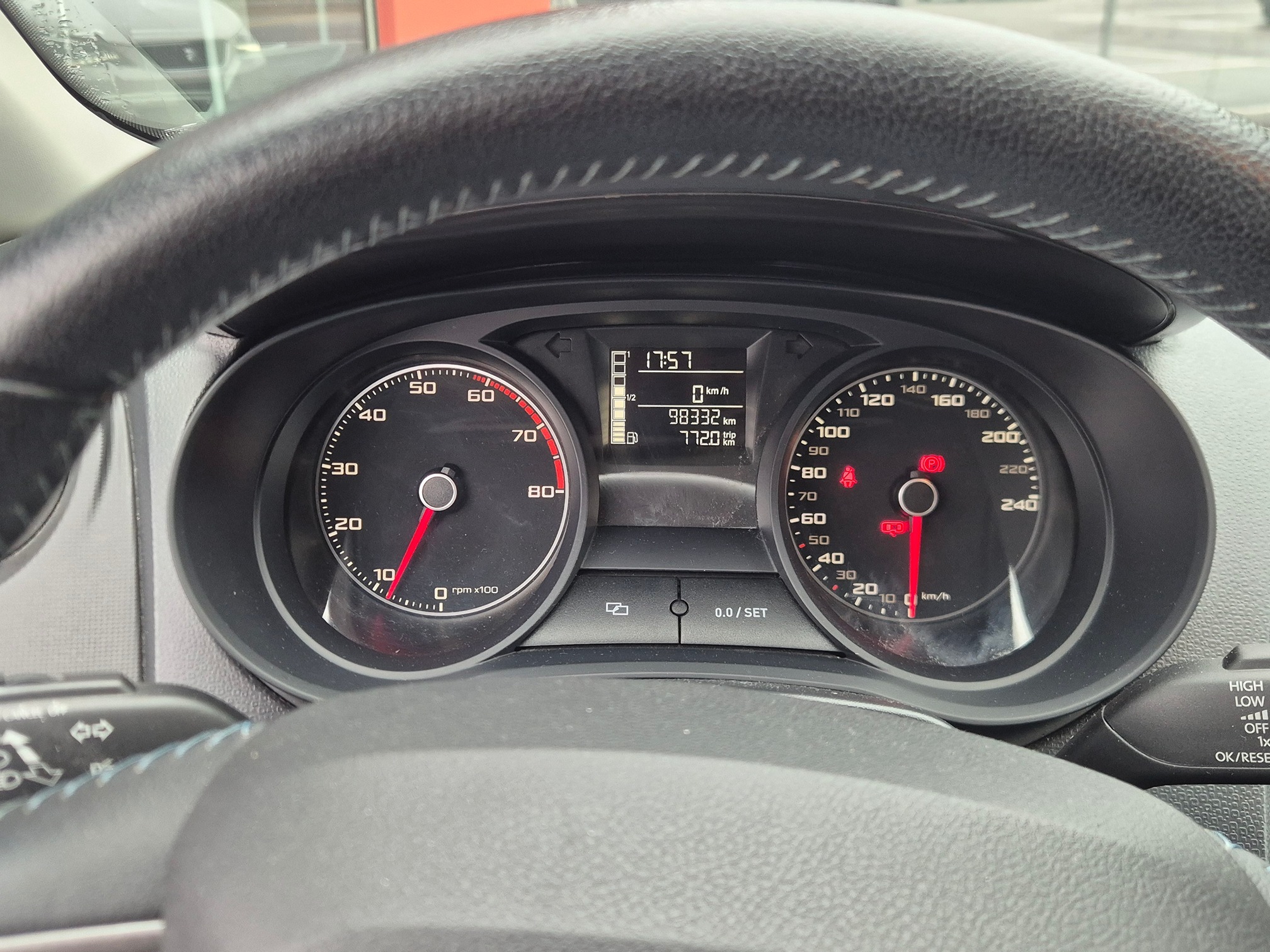 SEAT Ibiza 1.2 TSI ECO ab MFK 6.26 — zdjęcie 14
