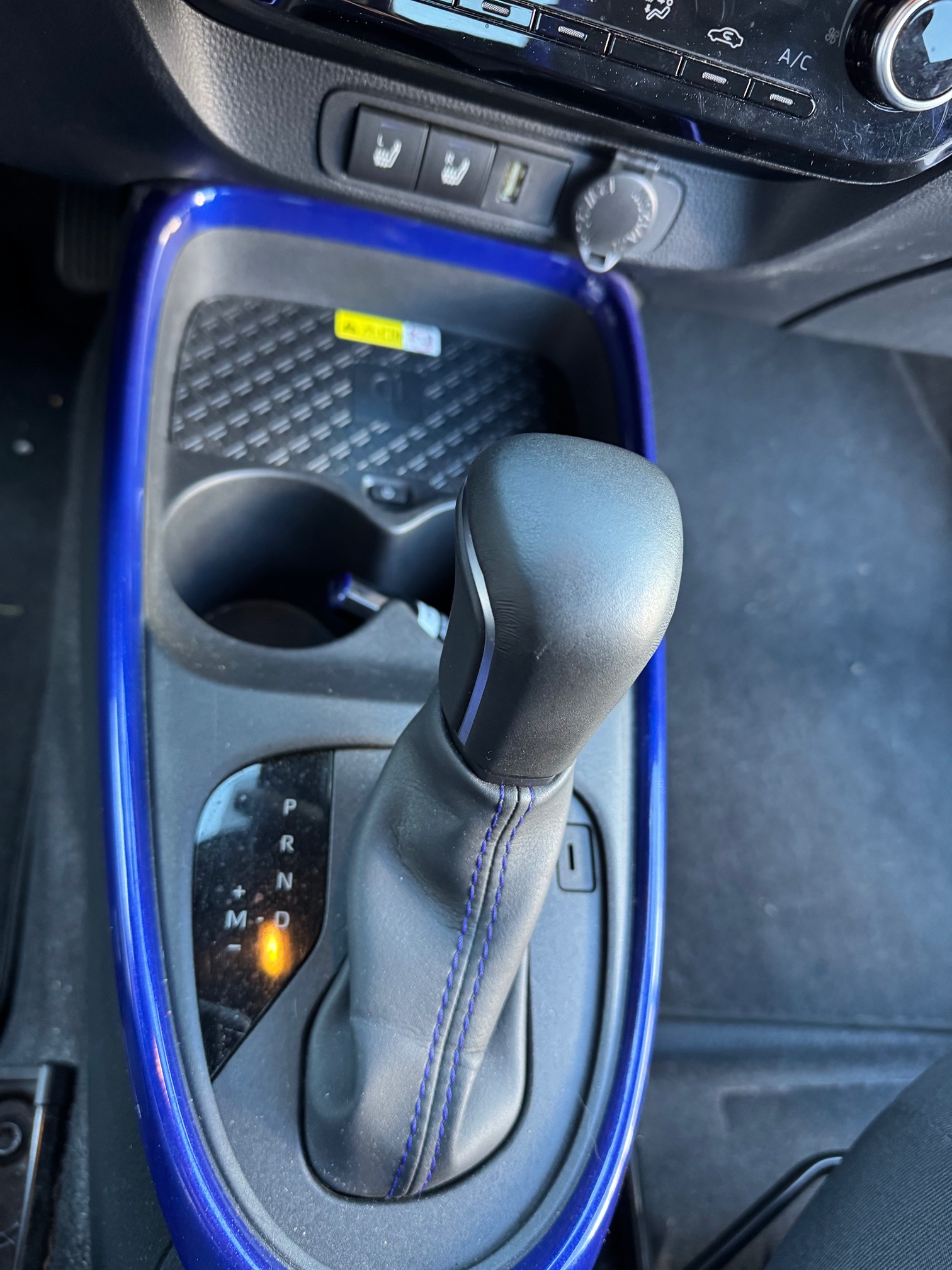 TOYOTA Aygo X 1.0 — zdjęcie 15