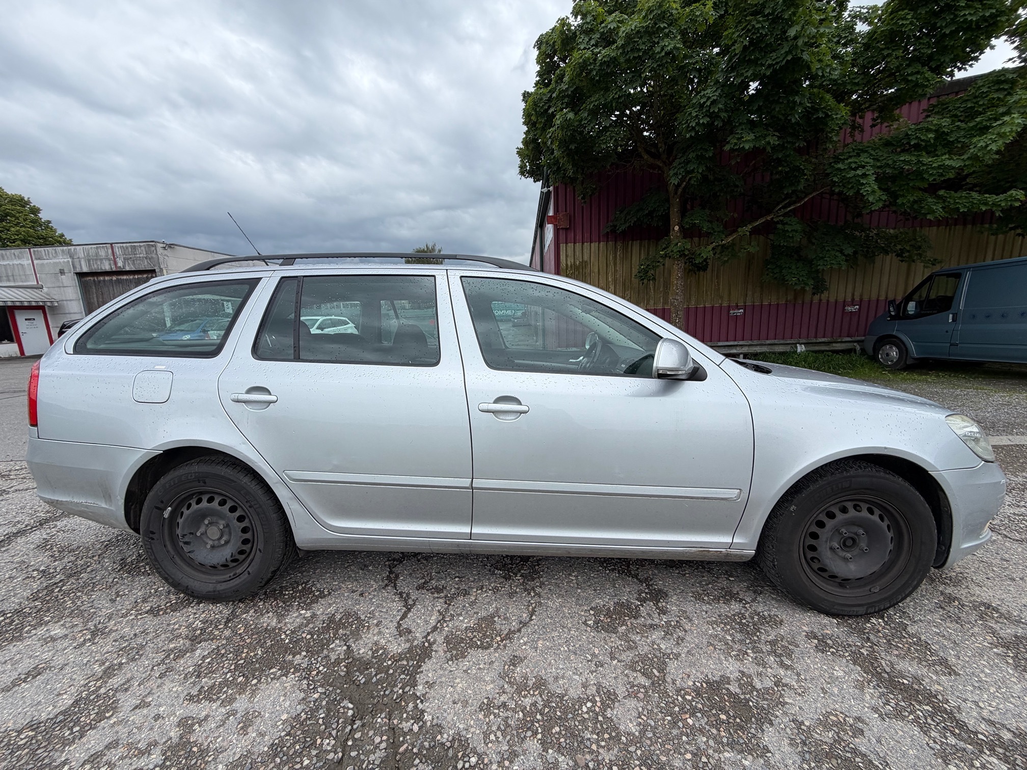 SKODA Octavia C 2.0TDI — zdjęcie 4