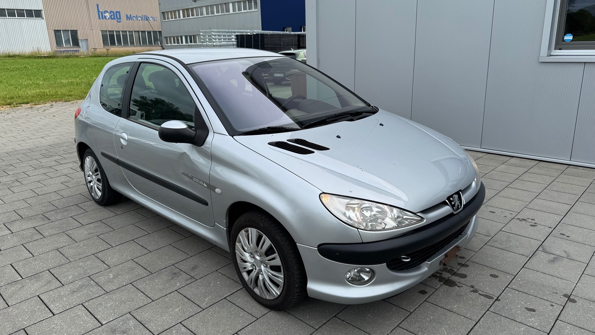 PEUGEOT 206 1.6 — zdjęcie 4