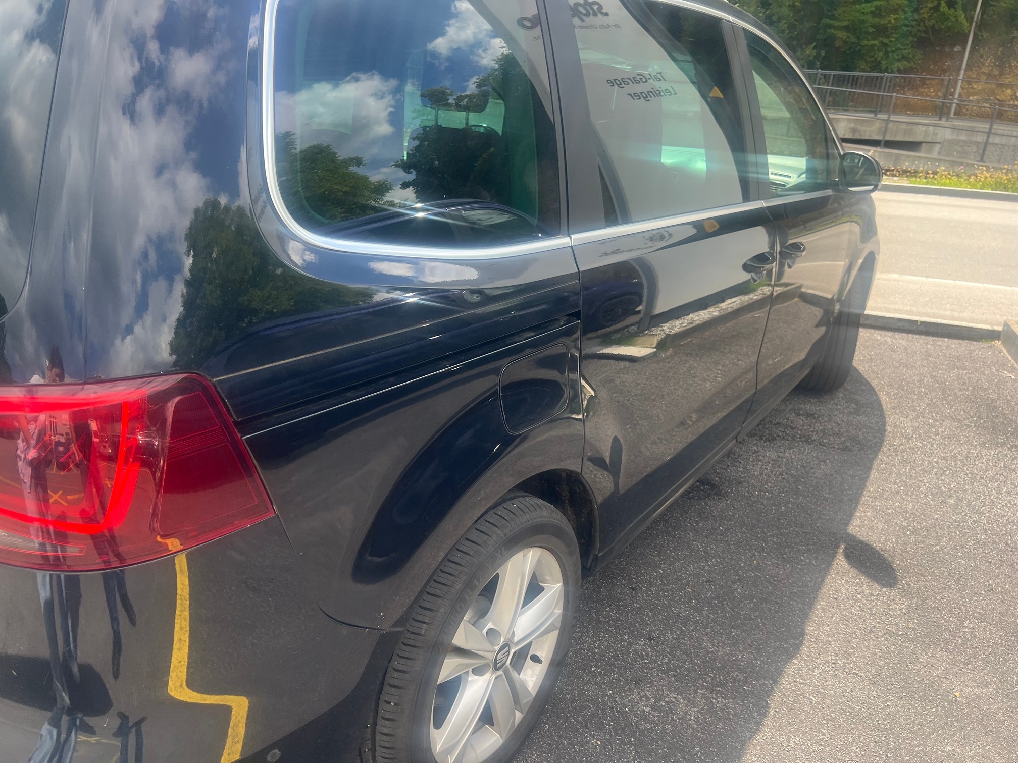 SEAT Alhambra 2.0D 4M — zdjęcie 12