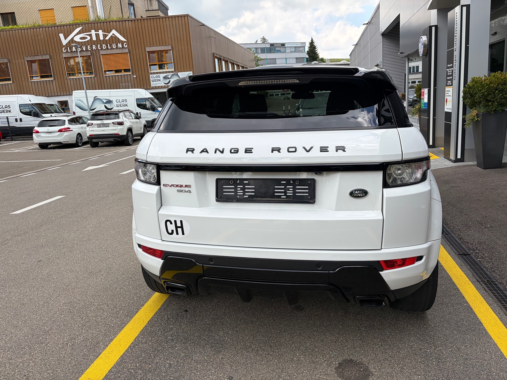 LAND ROVER RR Evoque SD4 — zdjęcie 4