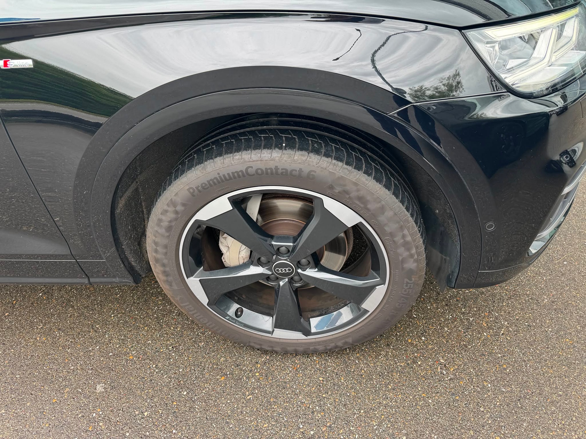 AUDI Q5 40 TDI quattro — zdjęcie 4