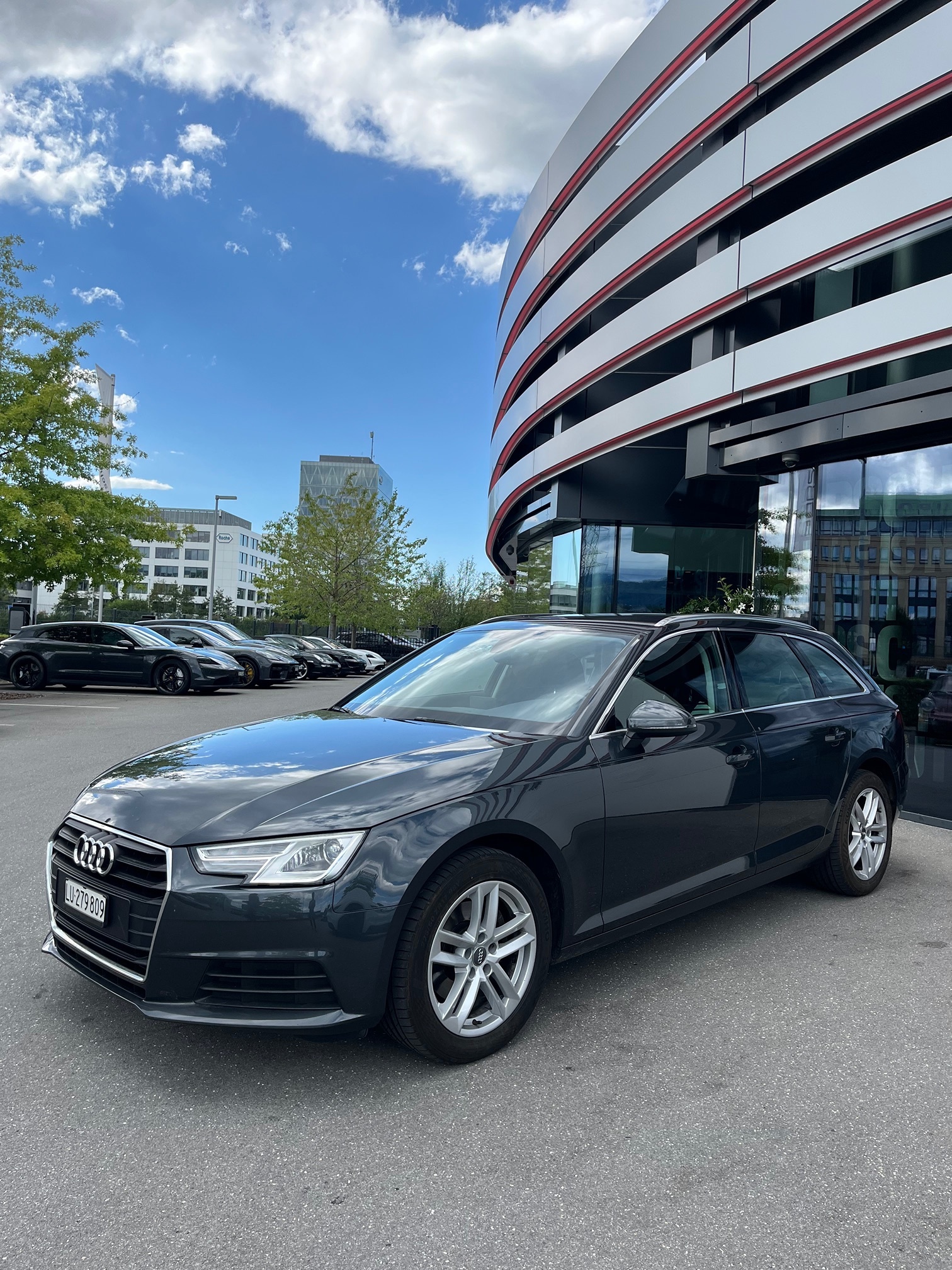 AUDI A4 Av. 2.0TDI — zdjęcie 5