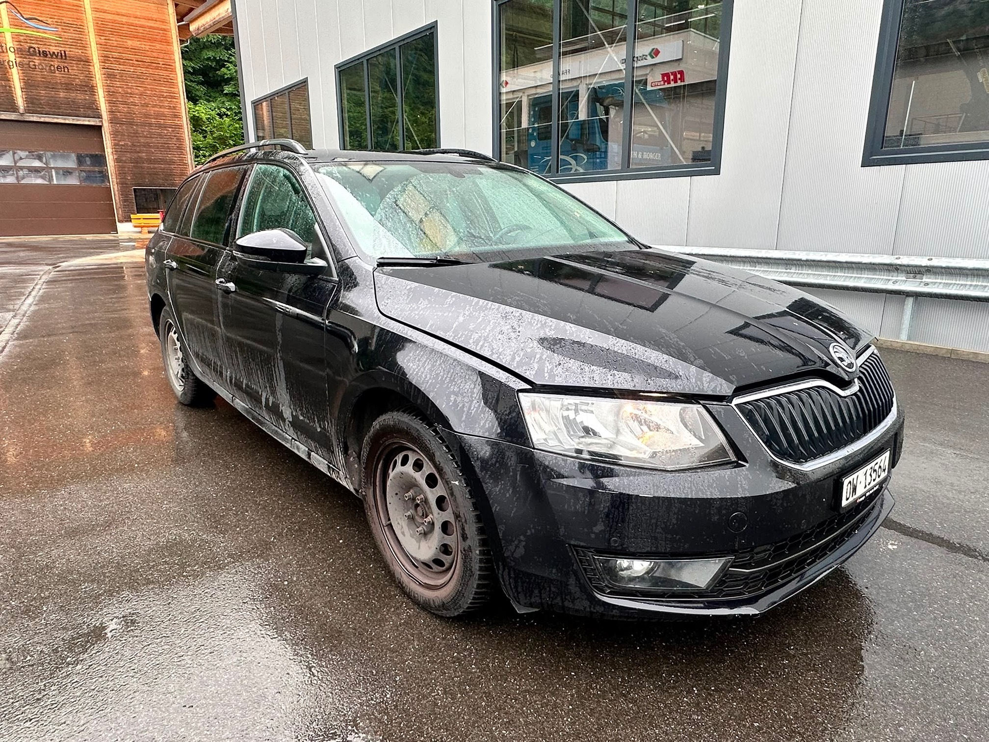 SKODA Octavia 2.0TDI — zdjęcie 2