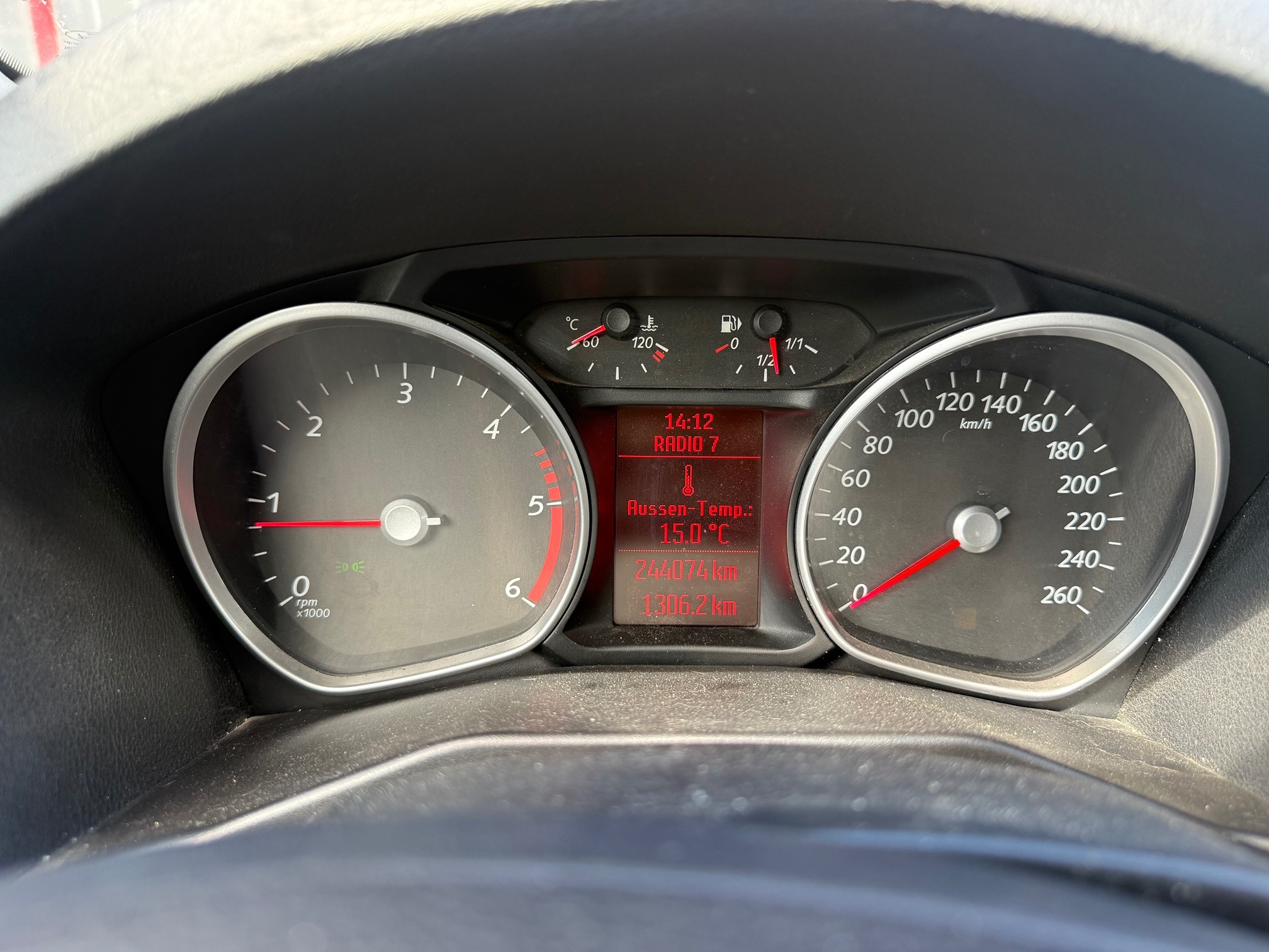 FORD Mondeo1.6TDCi ECO — zdjęcie 12