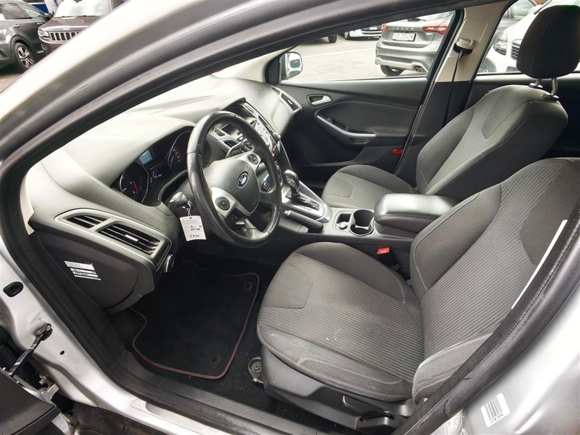 FORD Focus 2.0 TDCi — zdjęcie 7