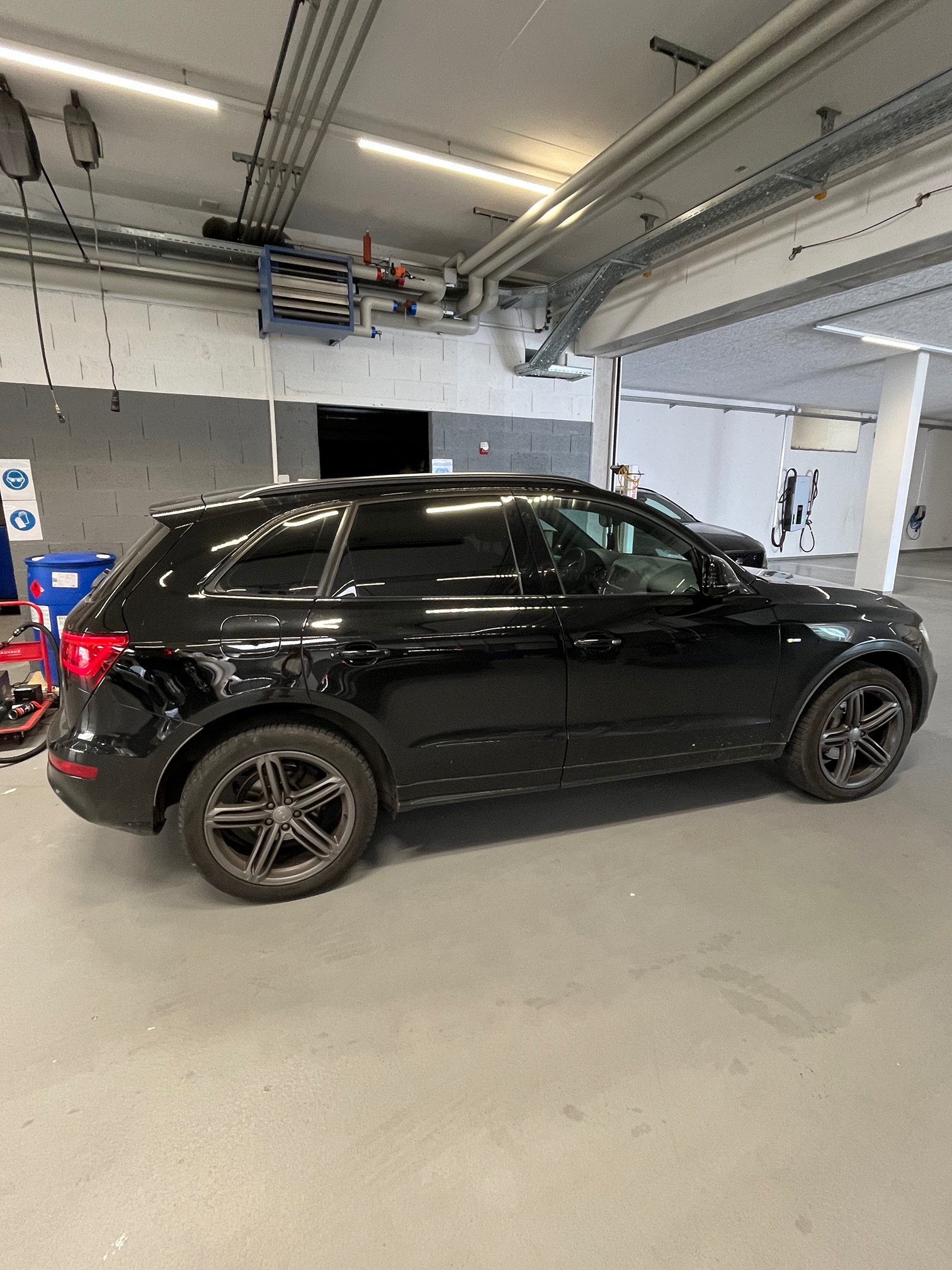 AUDI Q5 2.0TDI — zdjęcie 15