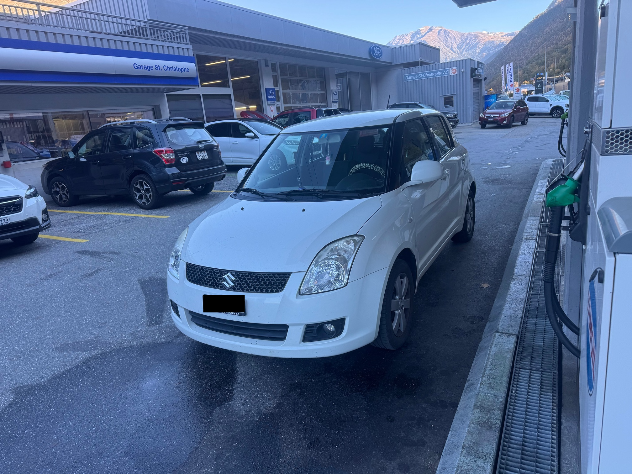 SUZUKI Swift 1.3 4WD — zdjęcie 2