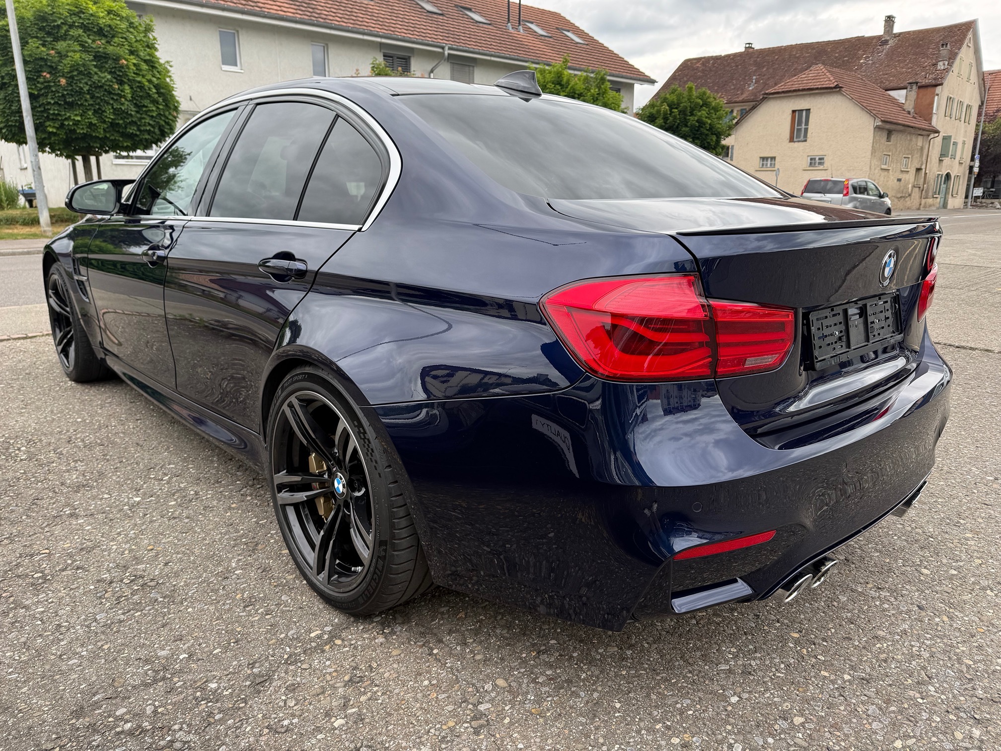 BMW M3 — zdjęcie 4