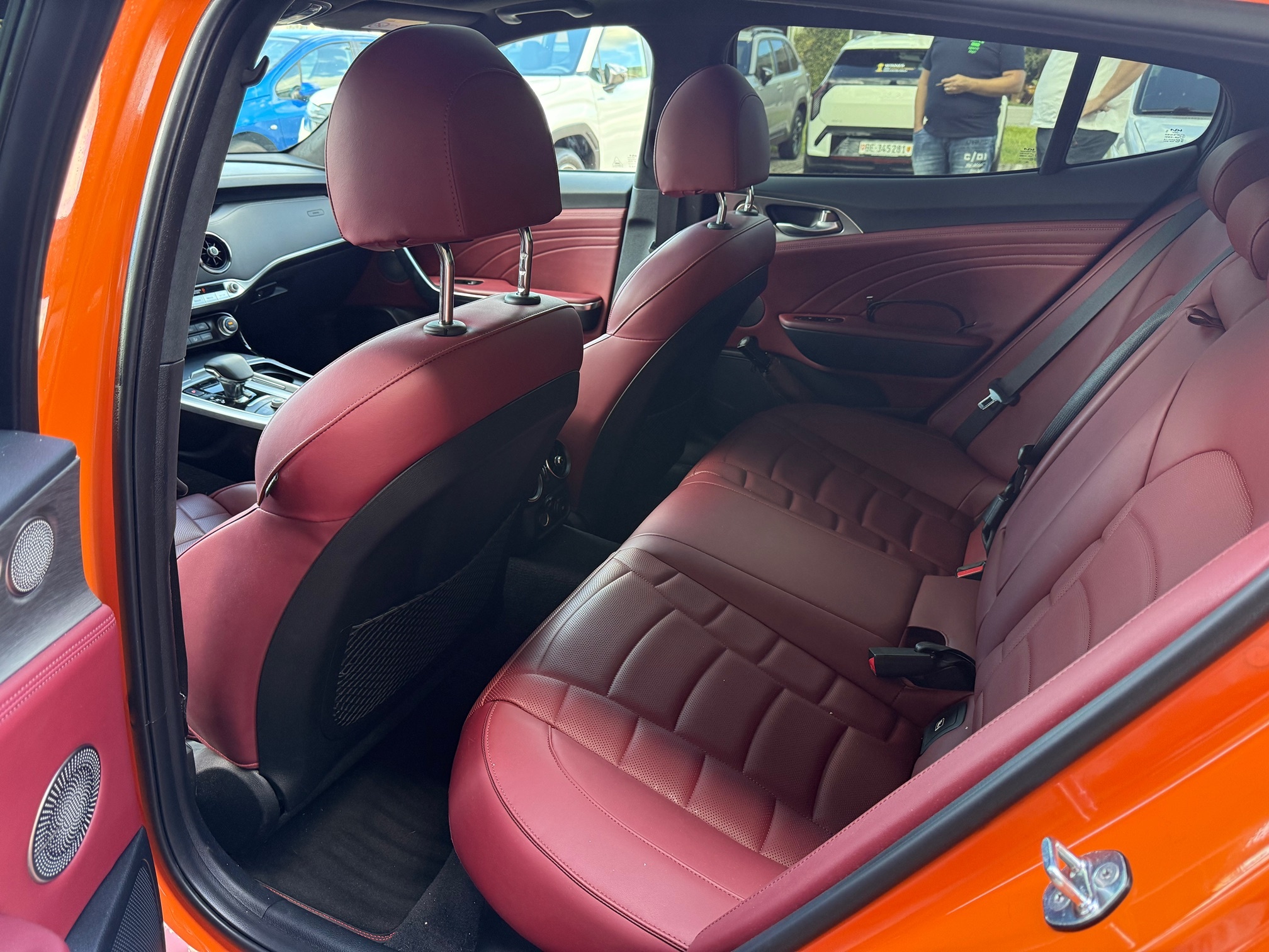 KIA Stinger 3.3 AT — zdjęcie 11
