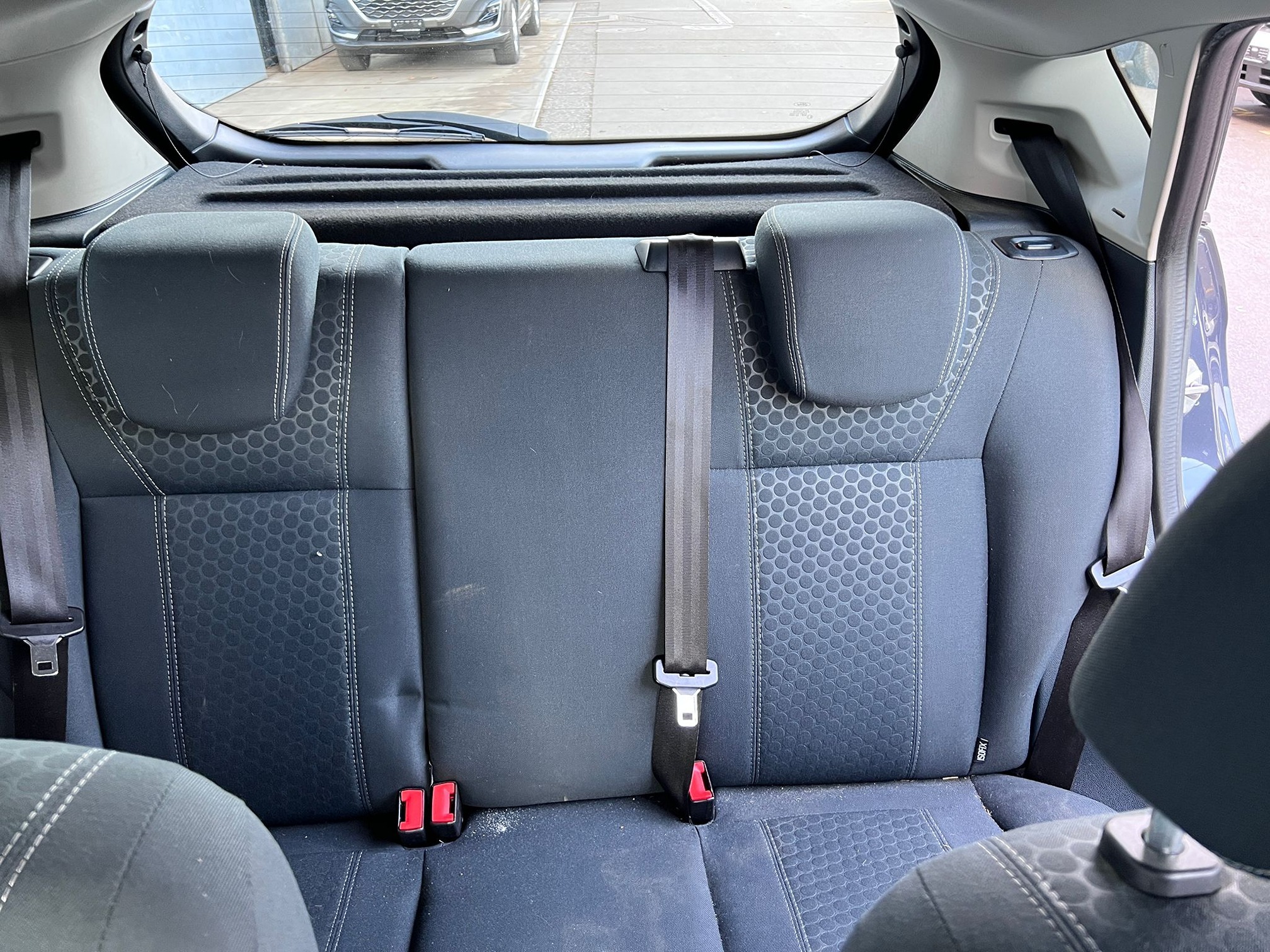 FORD Fiesta 1.6i — zdjęcie 8