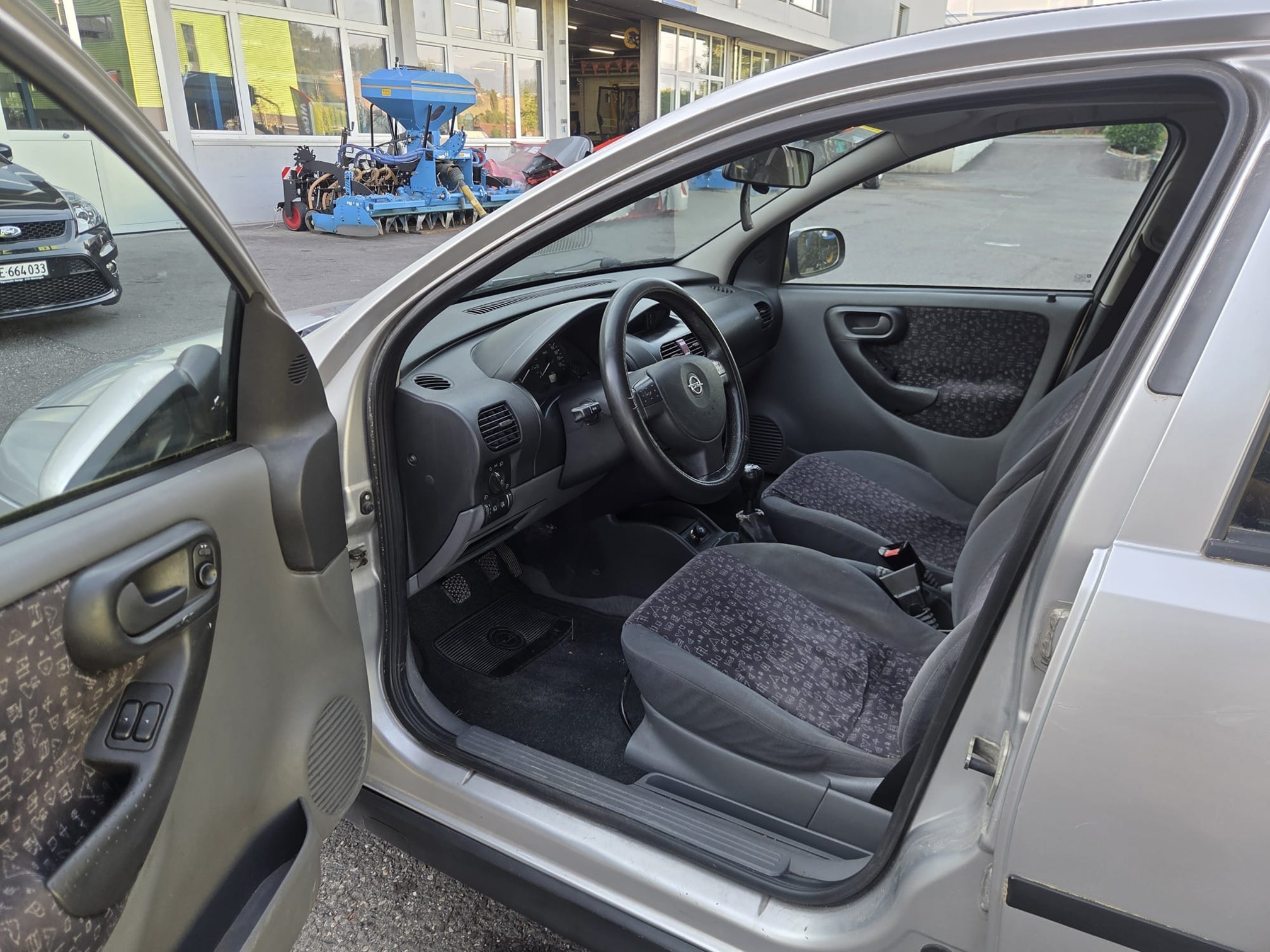 OPEL Corsa — zdjęcie 14