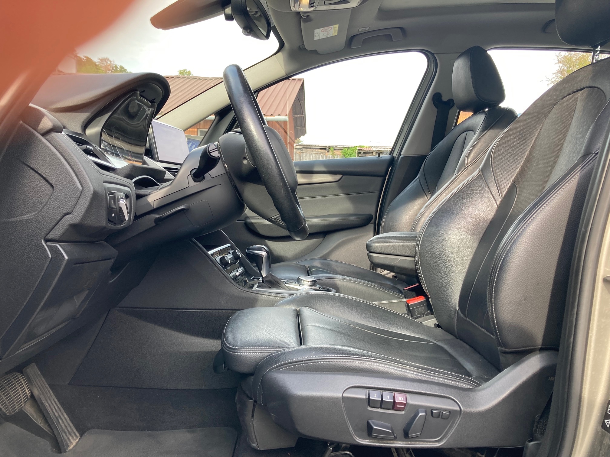 BMW 220d xDrive — zdjęcie 9