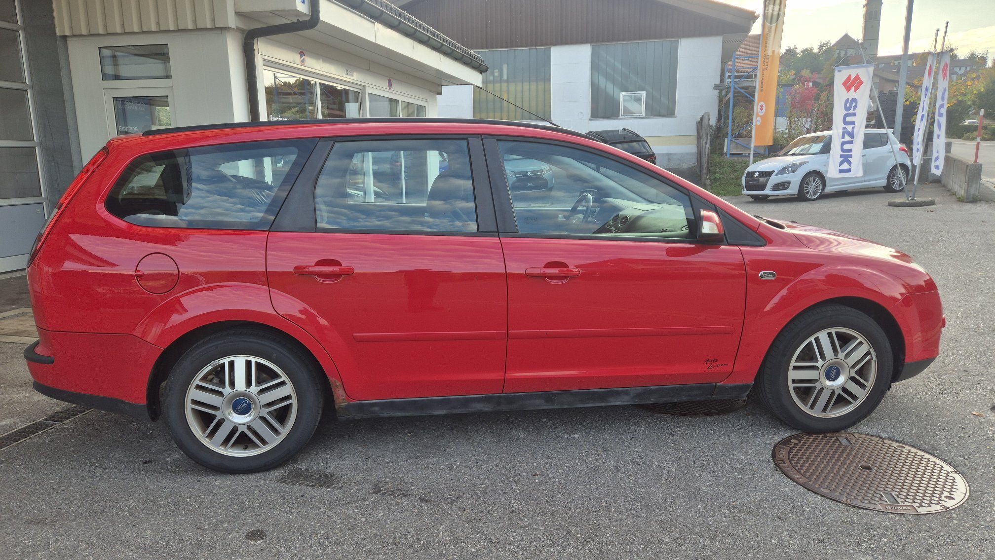 FORD FOCUS 2.0I 16V — zdjęcie 6