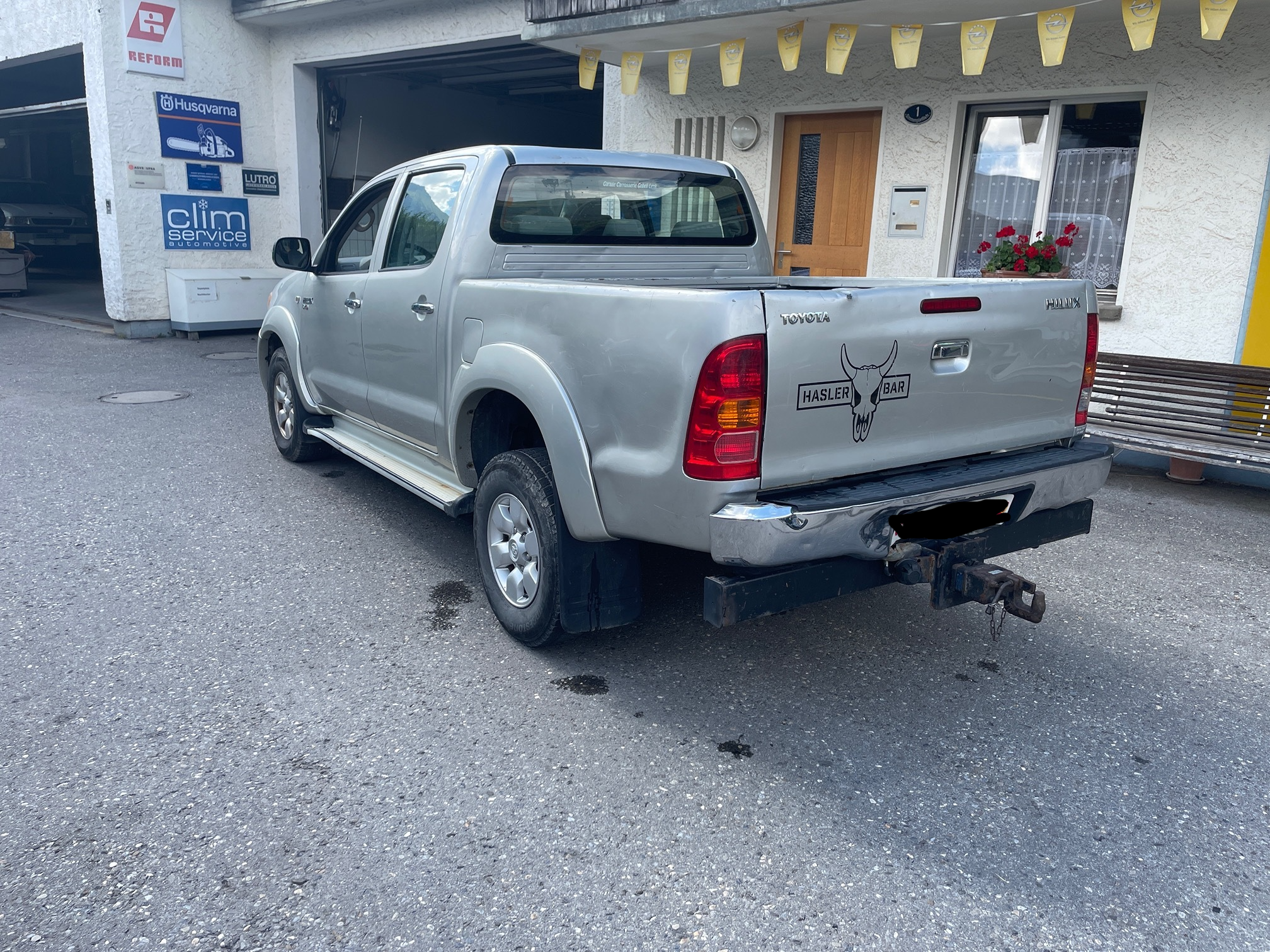 TOYOTA Hilux 4WD D-4D — zdjęcie 4