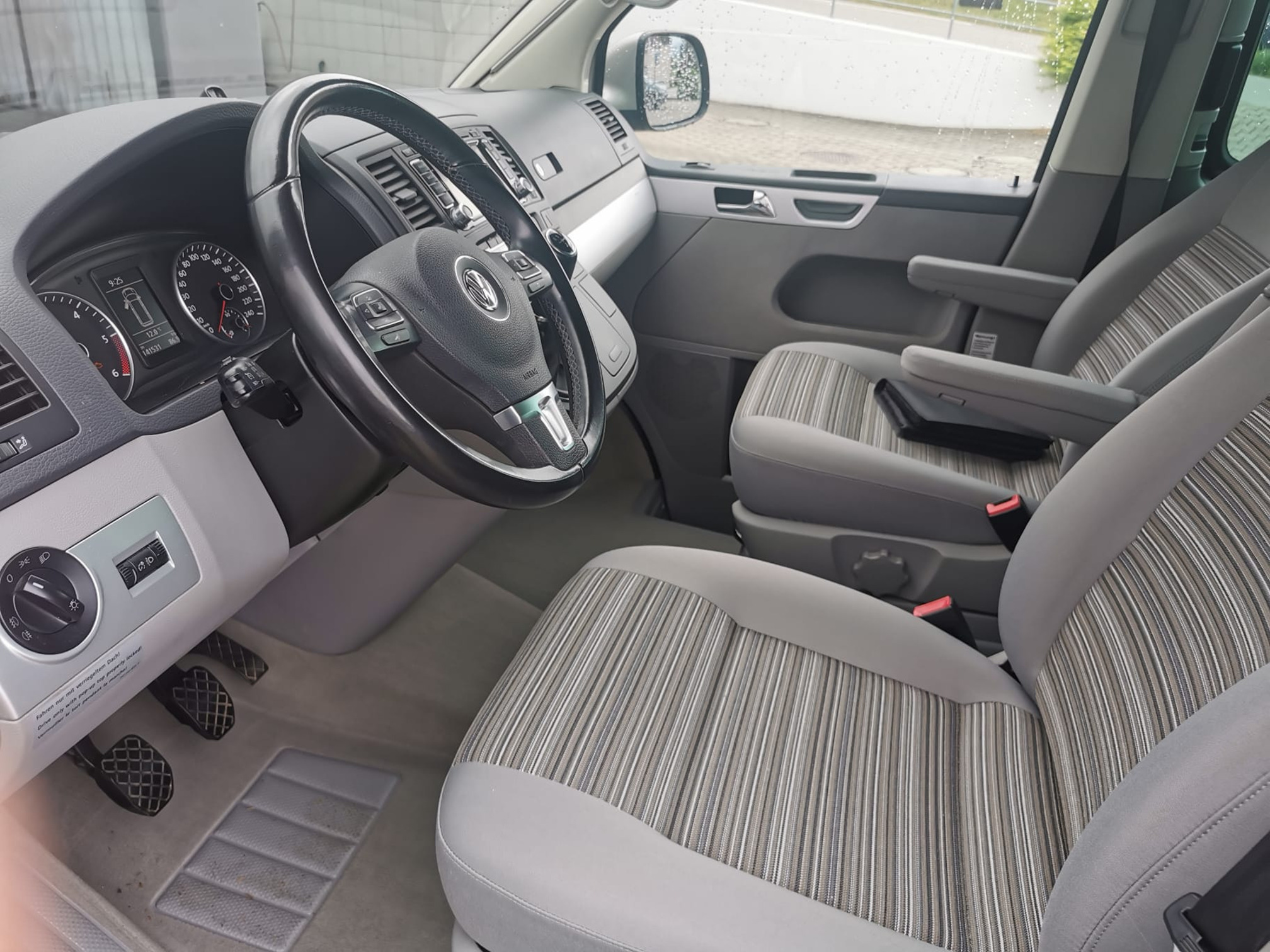 VW T5 California TDI — zdjęcie 14