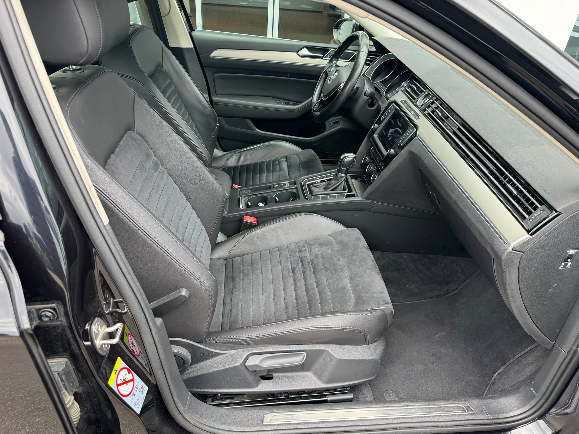 VW Passat V 2.0 TDI — zdjęcie 4