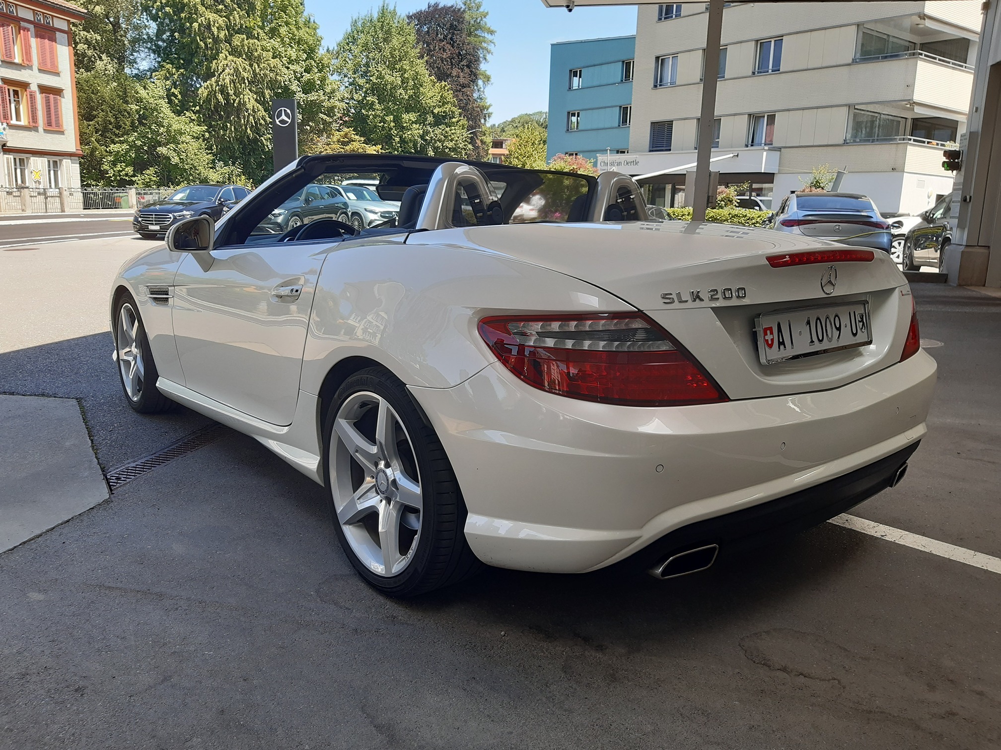 MERCEDES-BENZ SLK 200 — zdjęcie 9