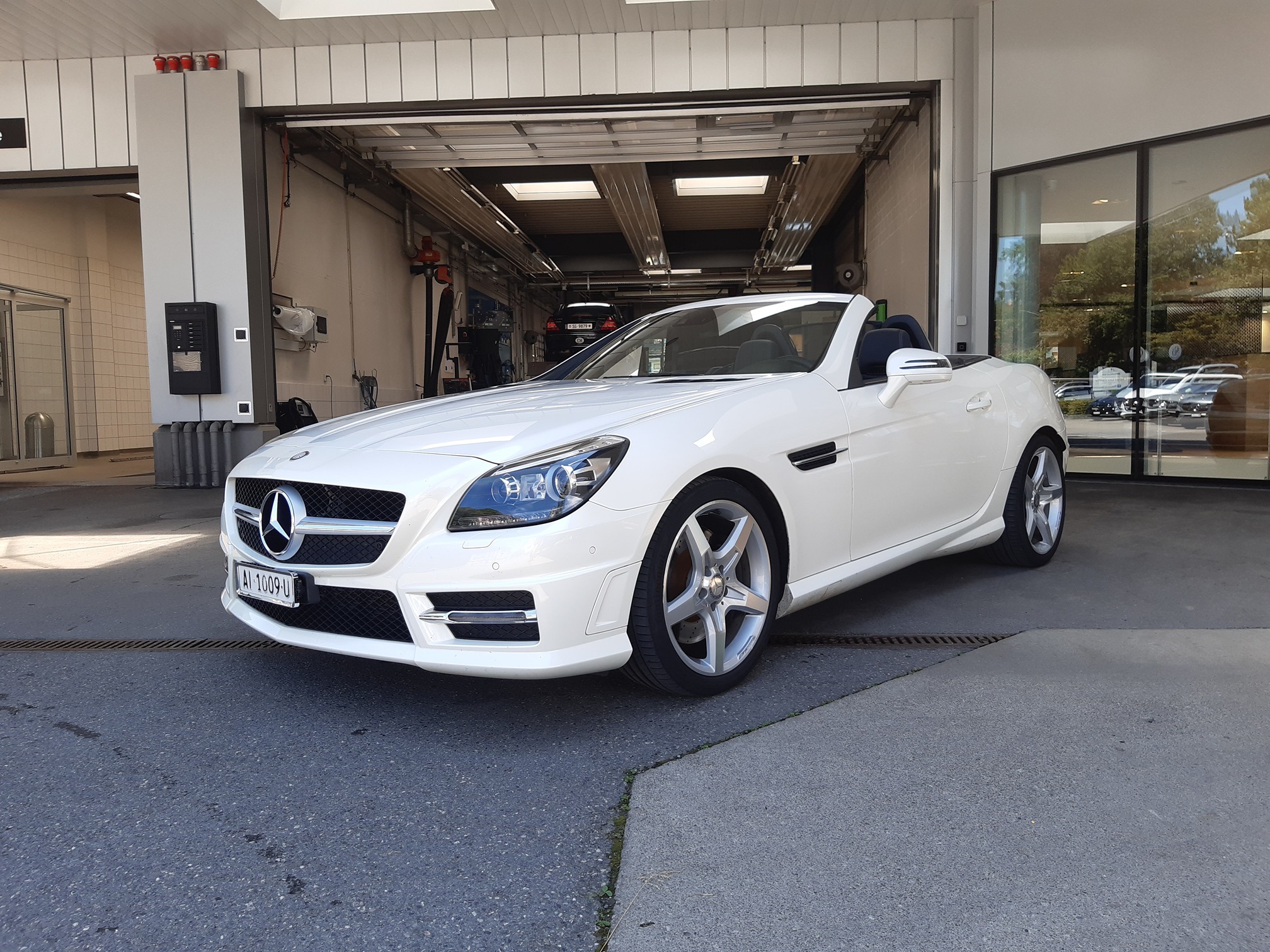 MERCEDES-BENZ SLK 200 — zdjęcie 4