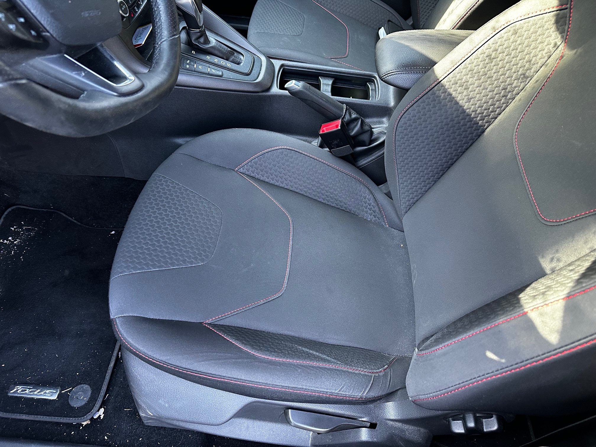 FORD Focus 1.0 SCTi ST-Line AUTOMAT — zdjęcie 15