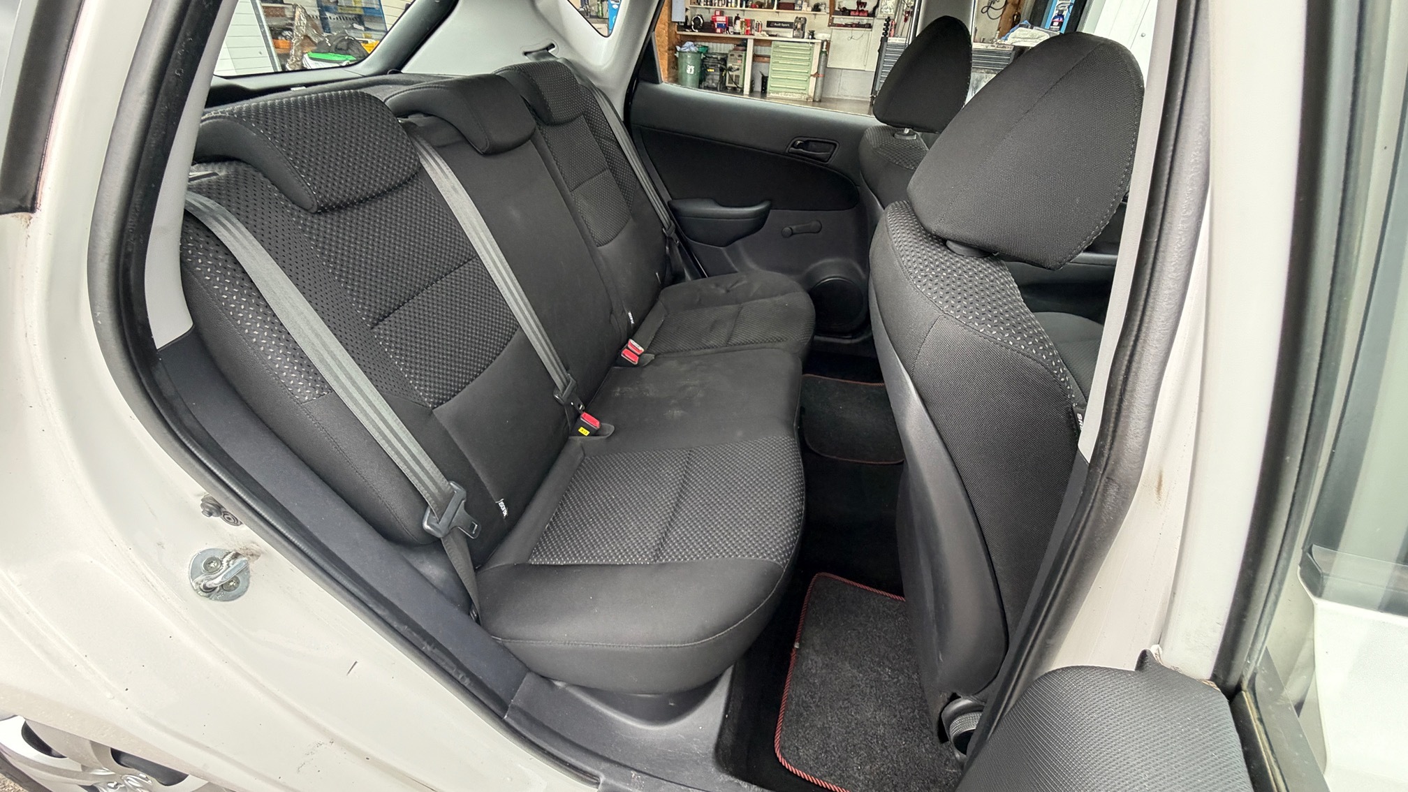 HYUNDAI i30 1.4 — zdjęcie 13