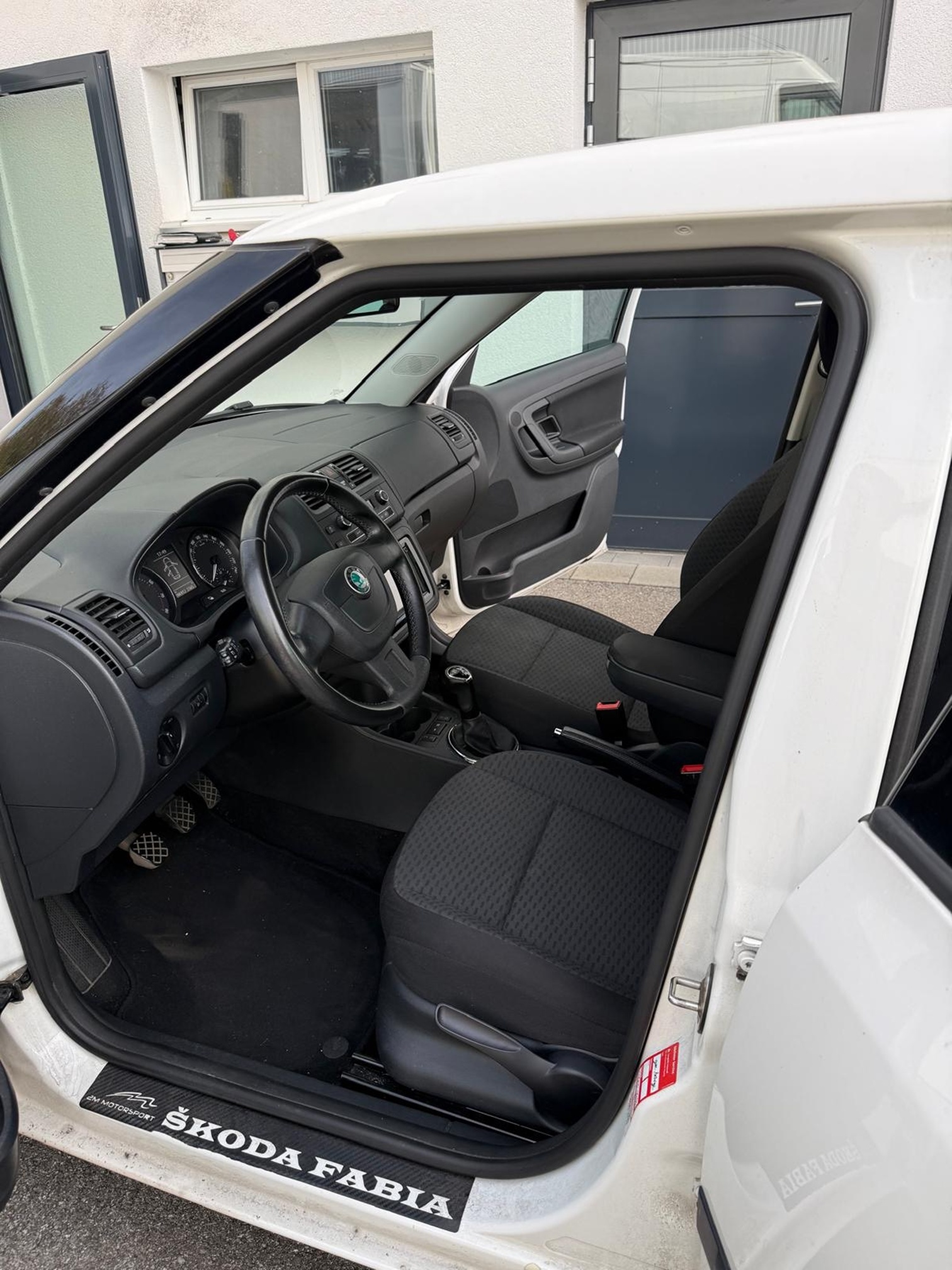 SKODA Fabia 1.2TSI — zdjęcie 3