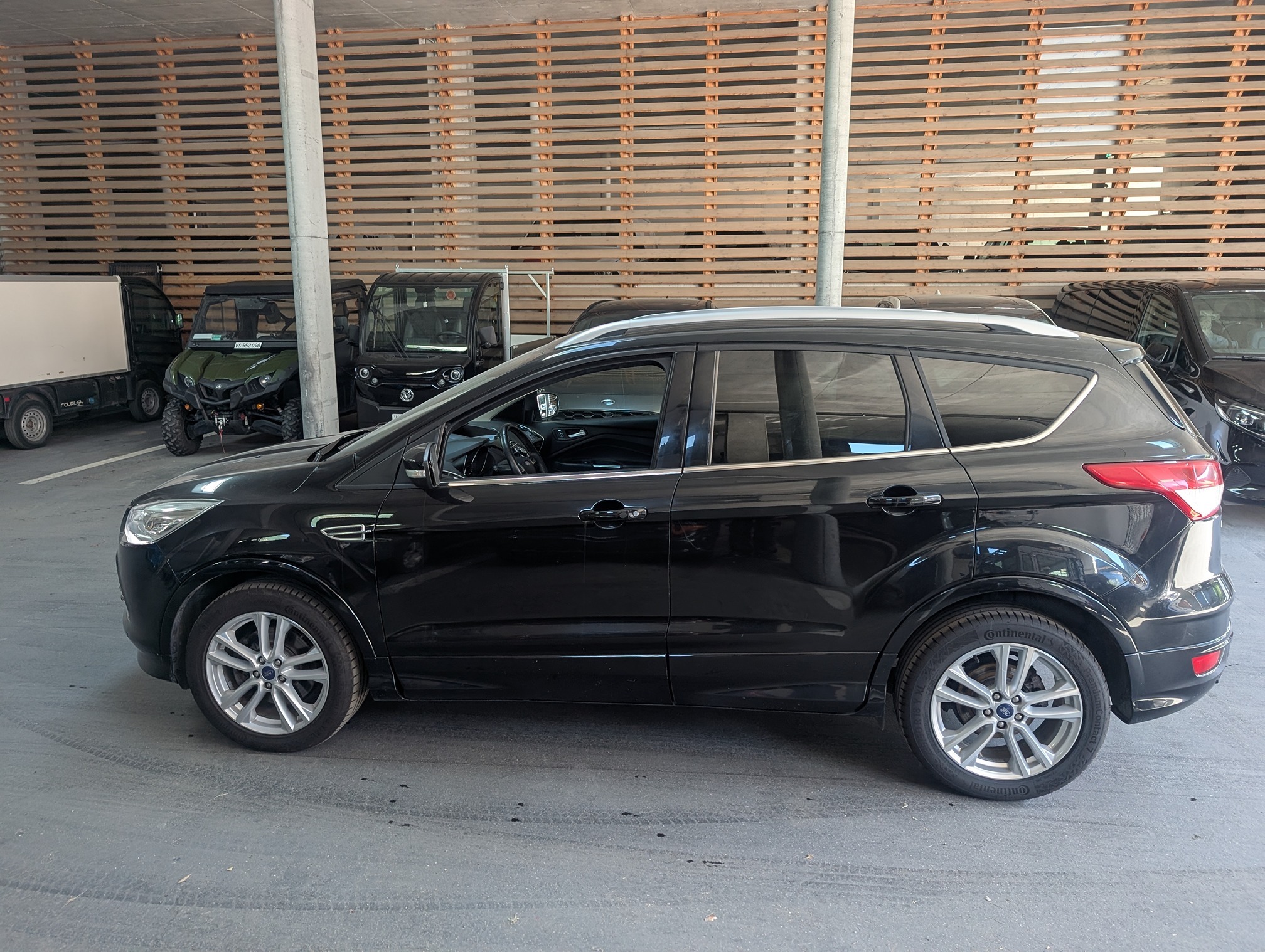 FORD Kuga 2.0 TDCi 4x4 — zdjęcie 6