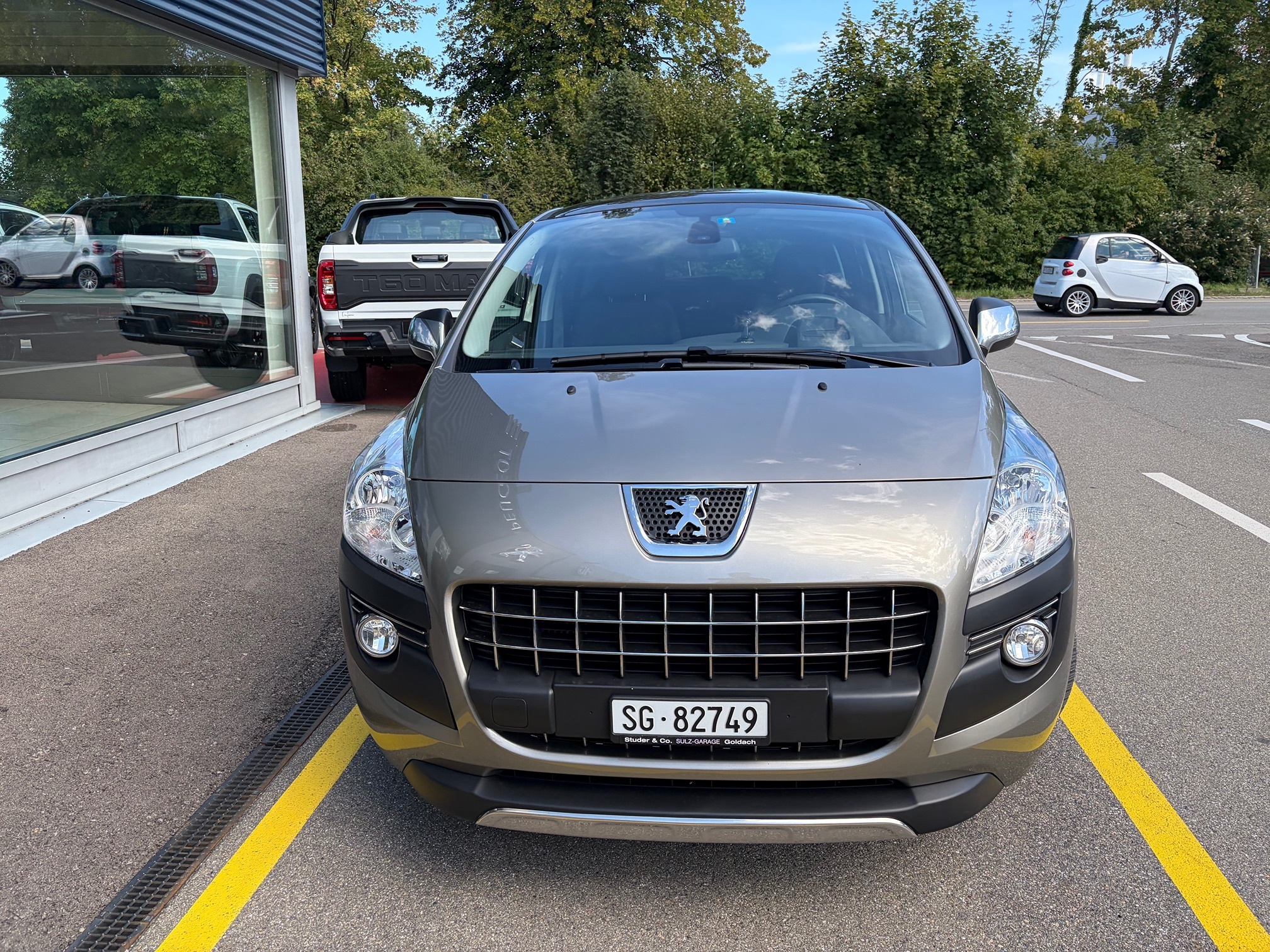 PEUGEOT 3008 1.6i Turbo — zdjęcie 2