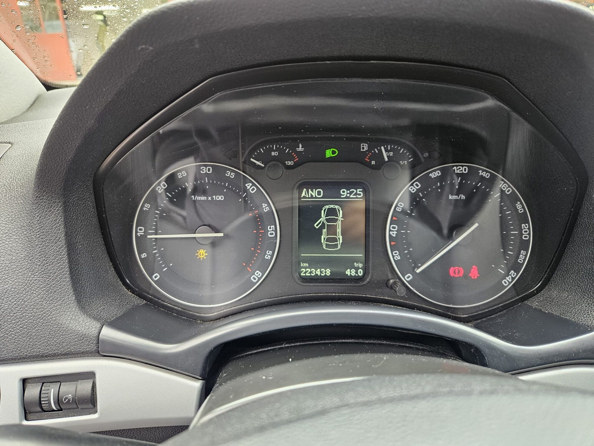 SKODA Octavia Scout 4x4 — zdjęcie 9