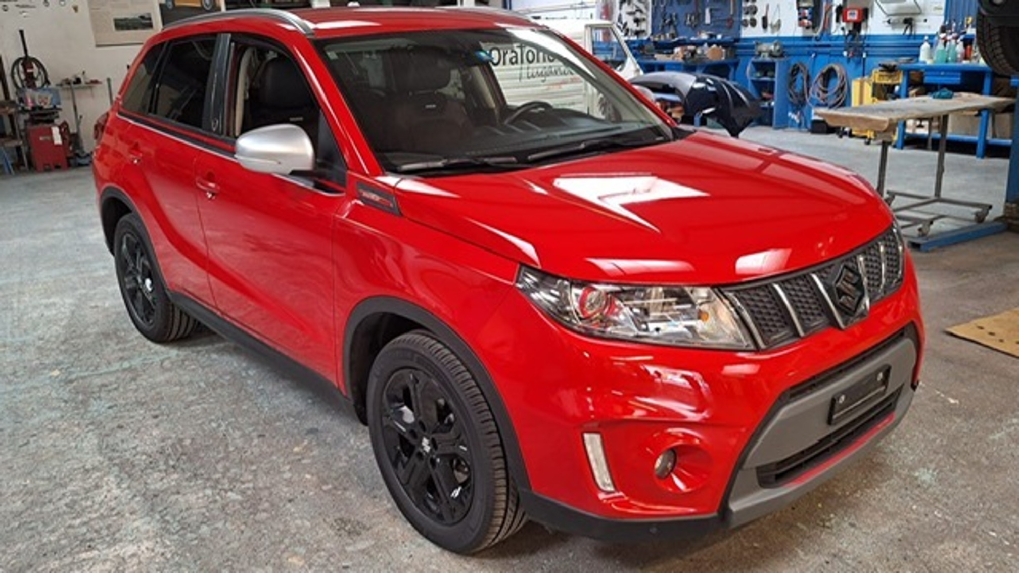 SUZUKI Vitara1.4T 4WD Sergio Cellano — zdjęcie 3