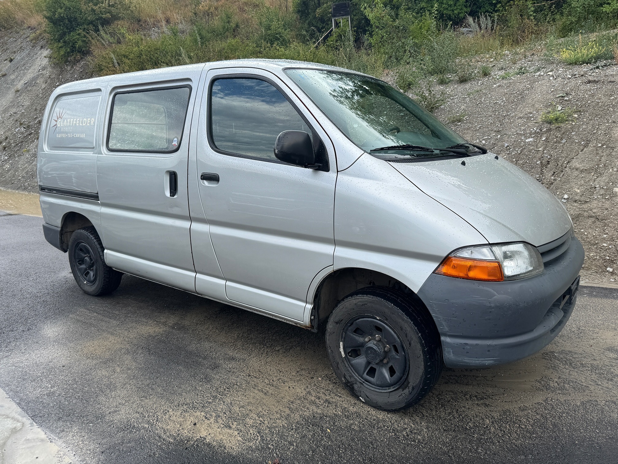 TOYOTA HIACE 2.7 4WD — zdjęcie 10