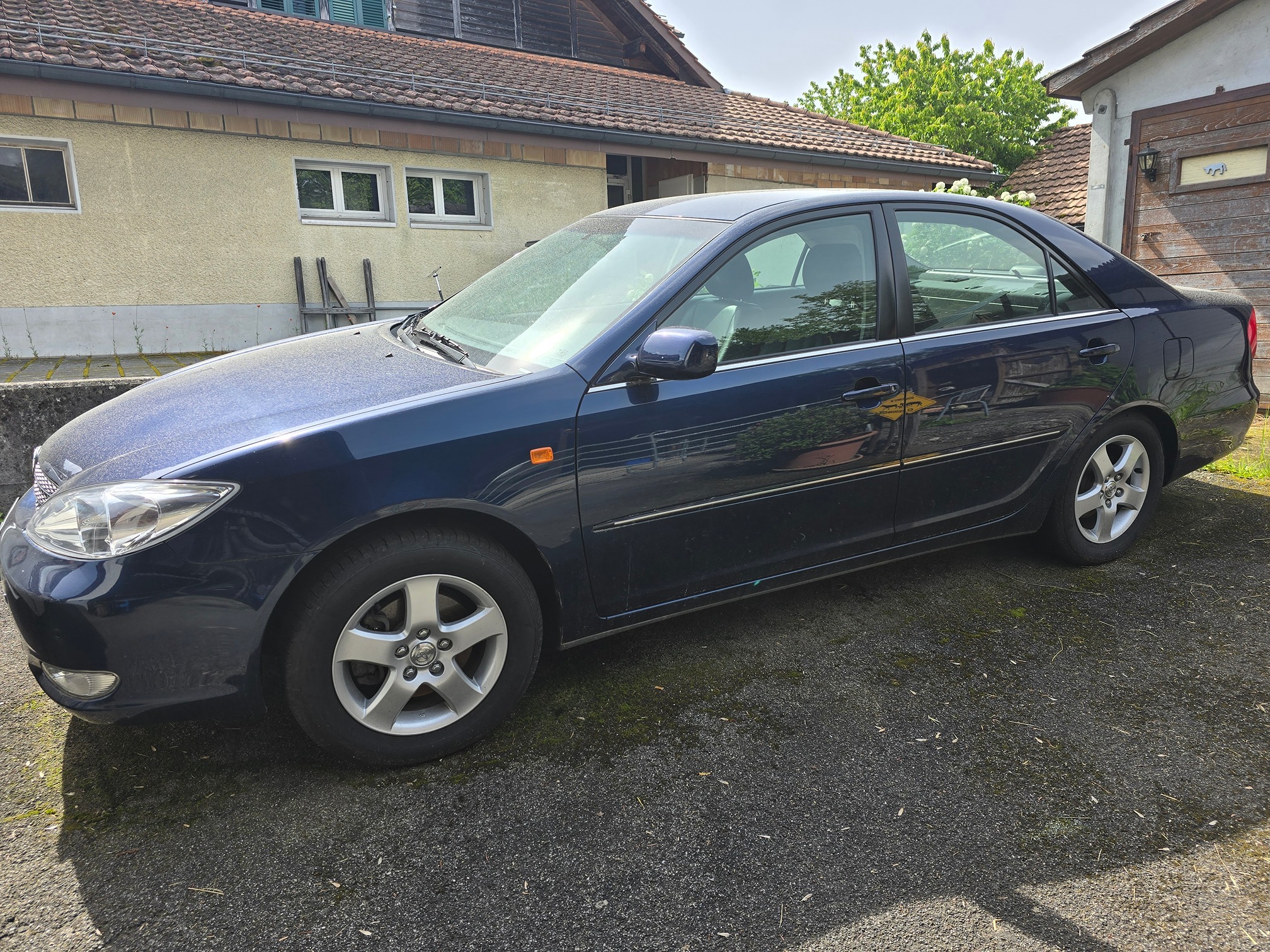 TOYOTA Camry 3.0 V6 — zdjęcie 2