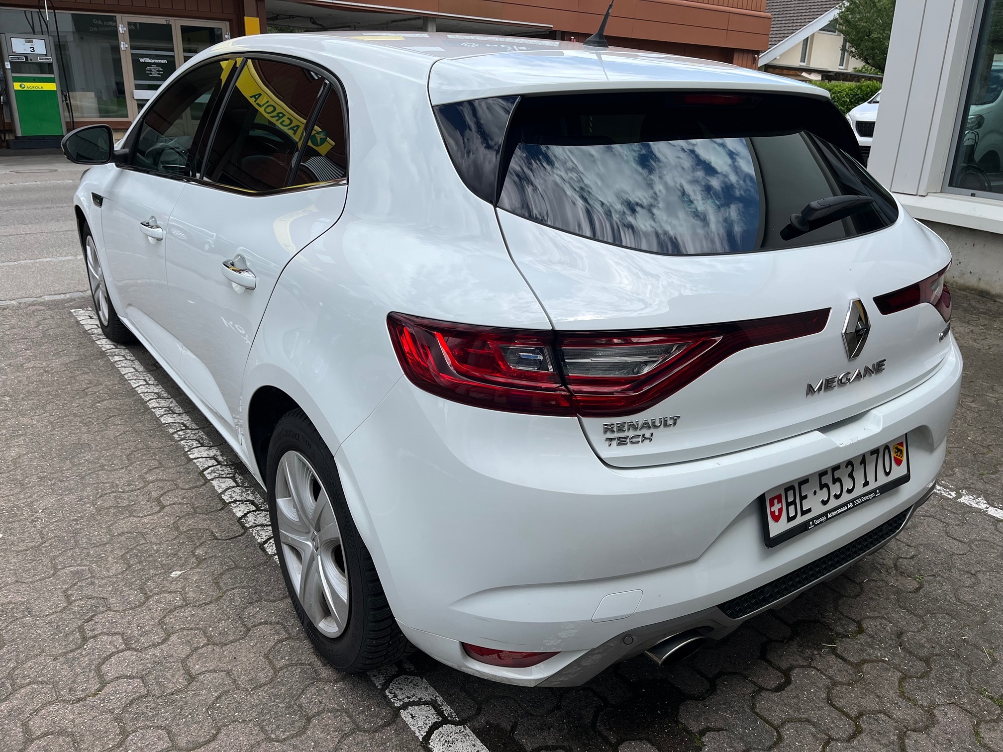 RENAULT Megane — zdjęcie 3