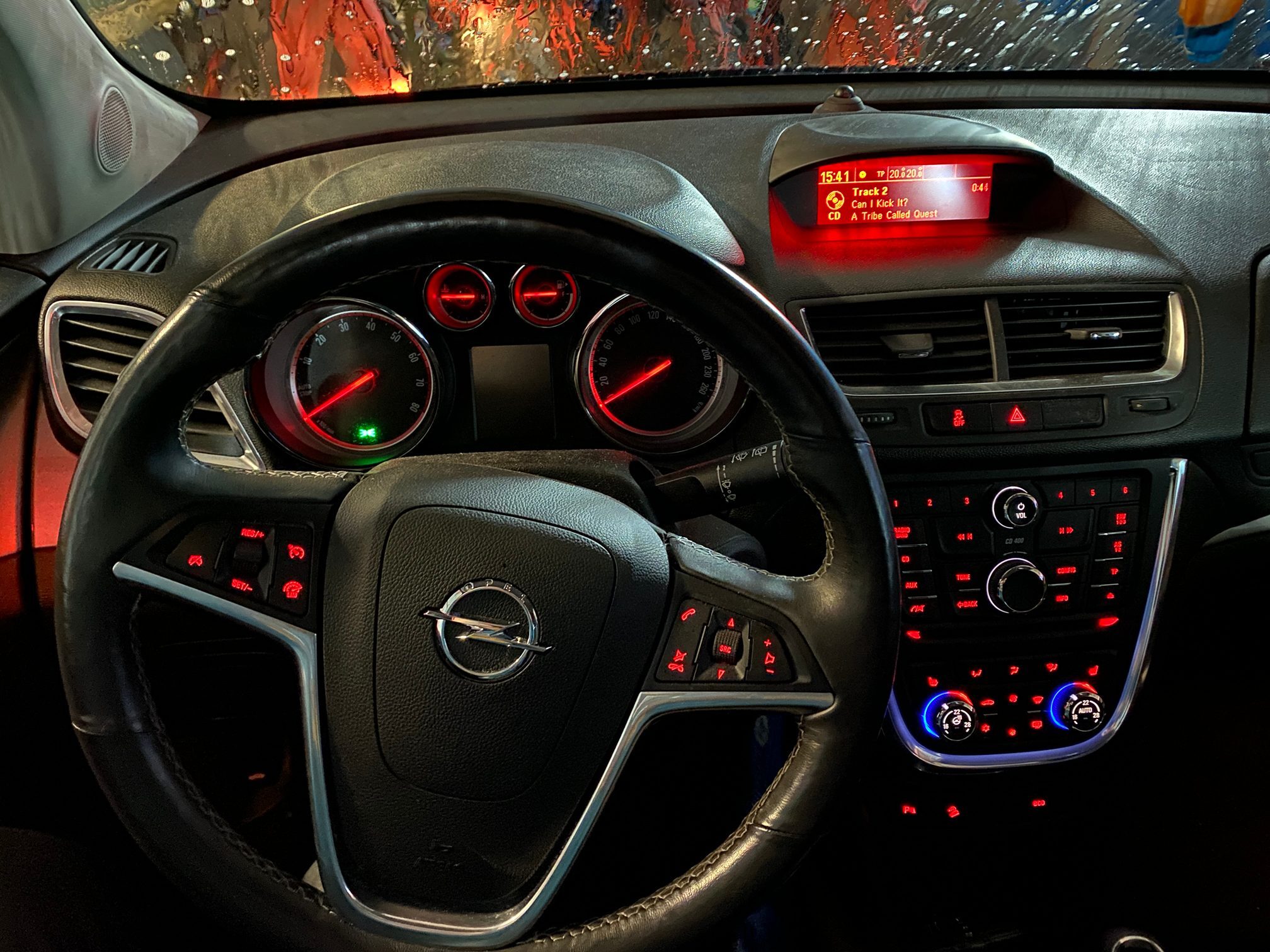 OPEL Mokka 1.4T — zdjęcie 9