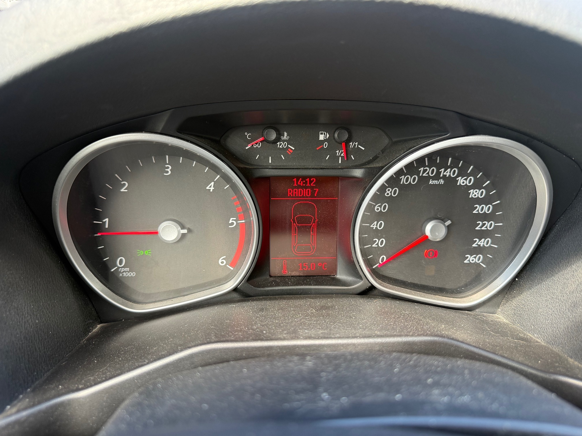 FORD Mondeo1.6TDCi ECO — zdjęcie 11
