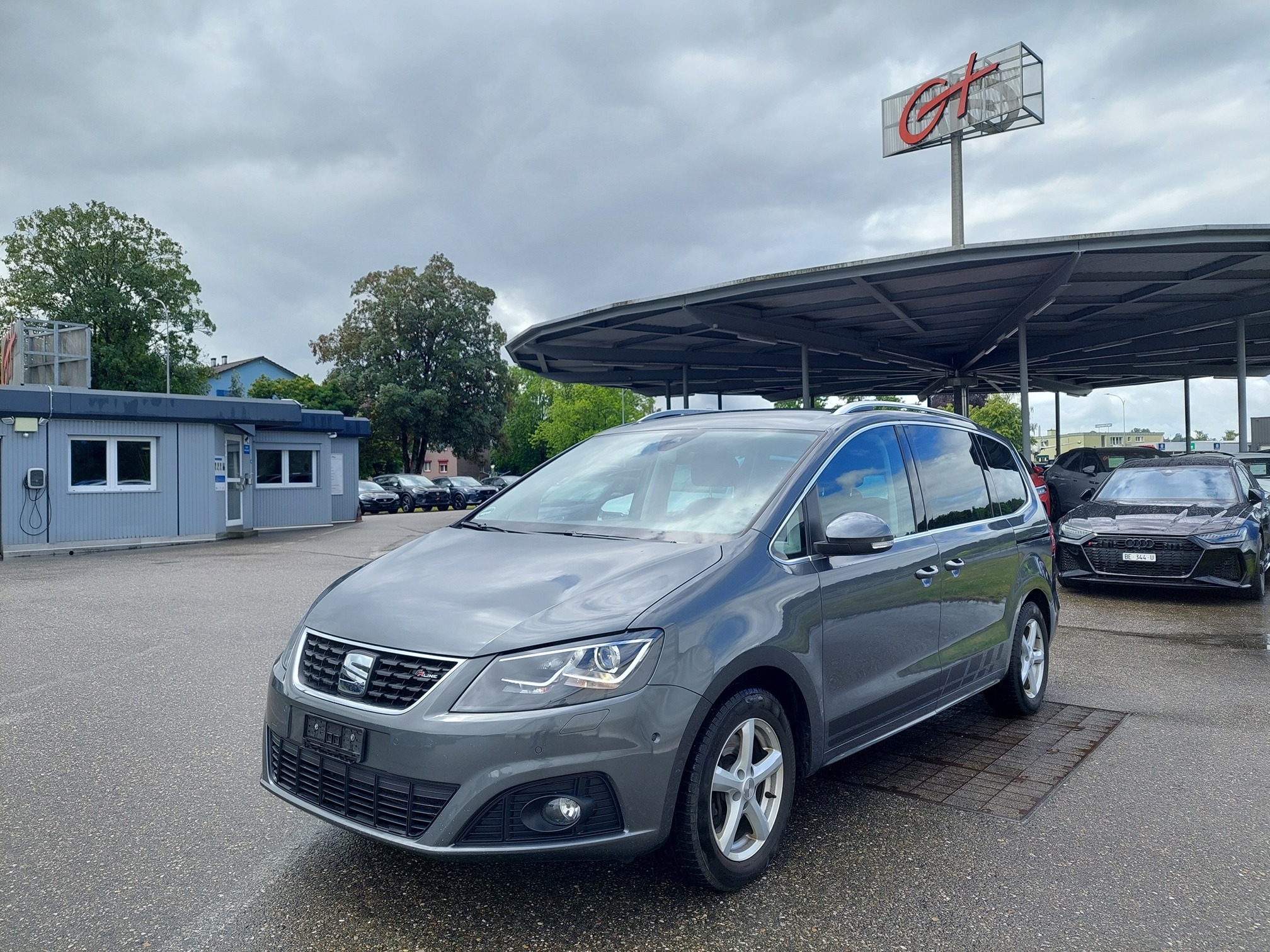 SEAT Alhambra 2.0TDI DSG FR-Line 7- Plätzer  — zdjęcie 1