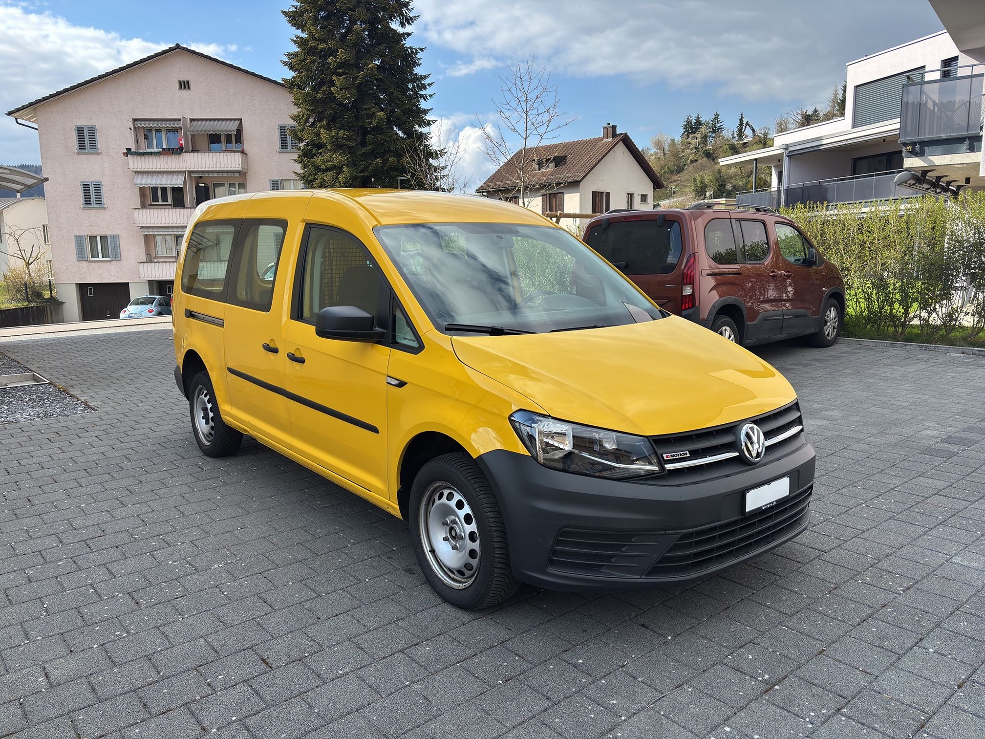 VW CaddyMax 2.0TDI4M — zdjęcie 8