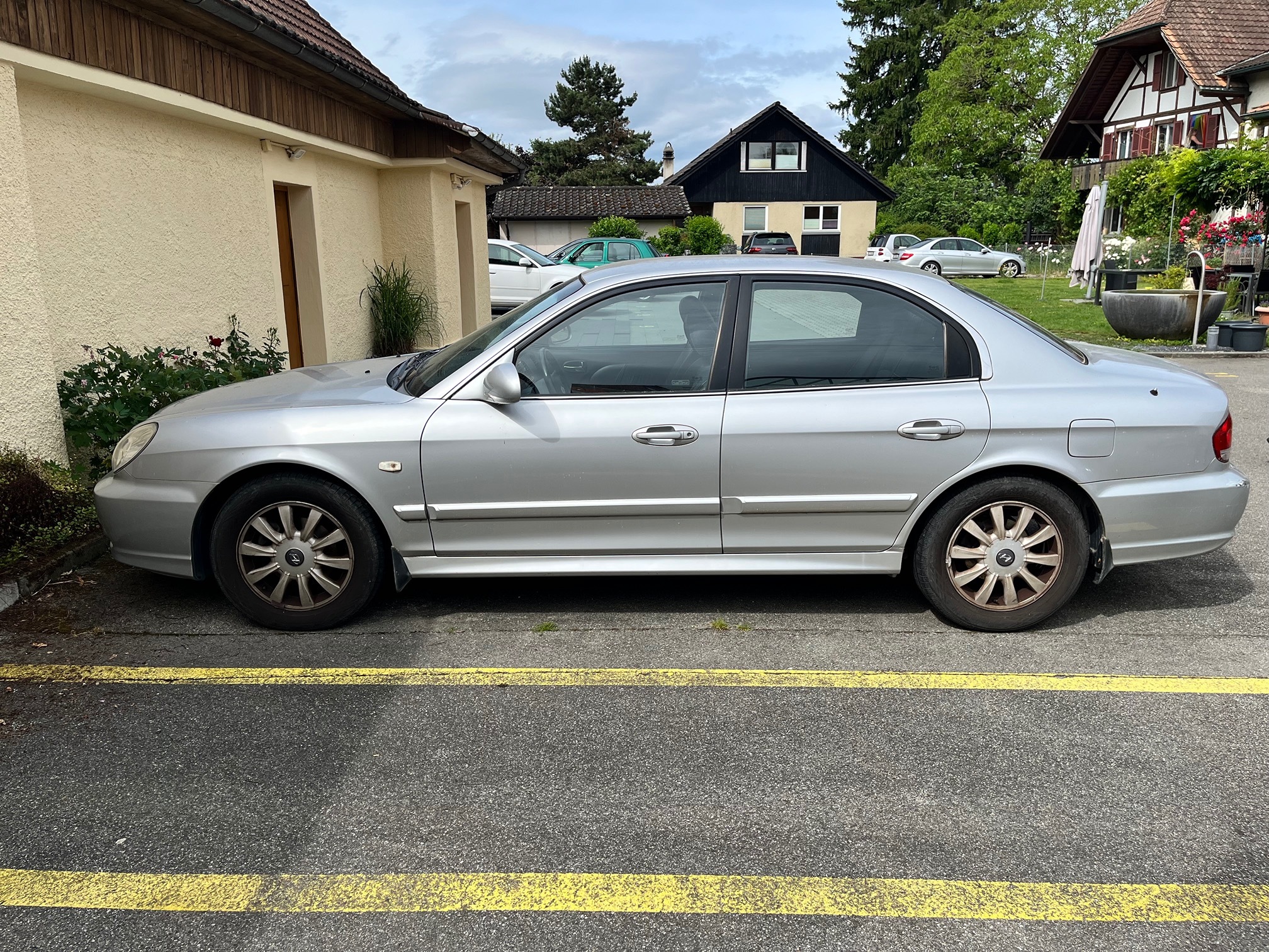 HYUNDAI Sonata 2700 V6 — zdjęcie 1