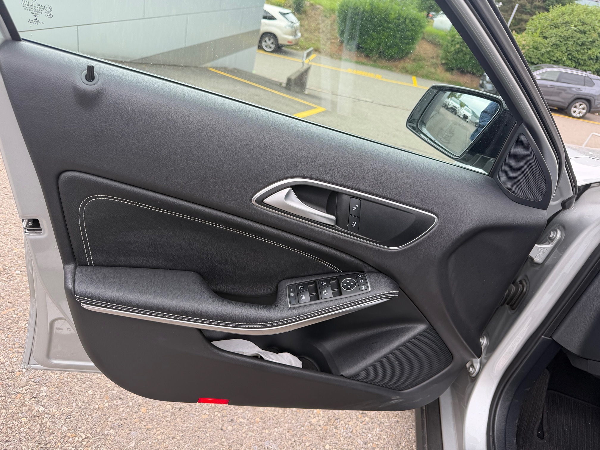 MERCEDES-BENZ GLA 200 EC — zdjęcie 14