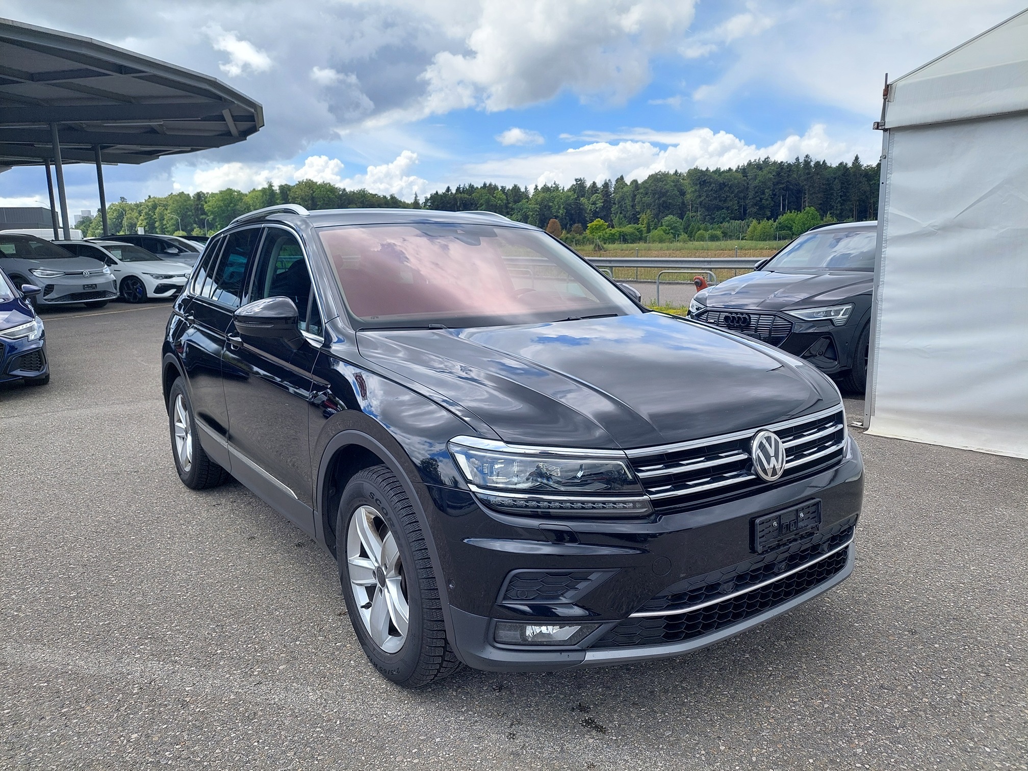 VW Tiguan 2.0 TDI 4M — zdjęcie 2
