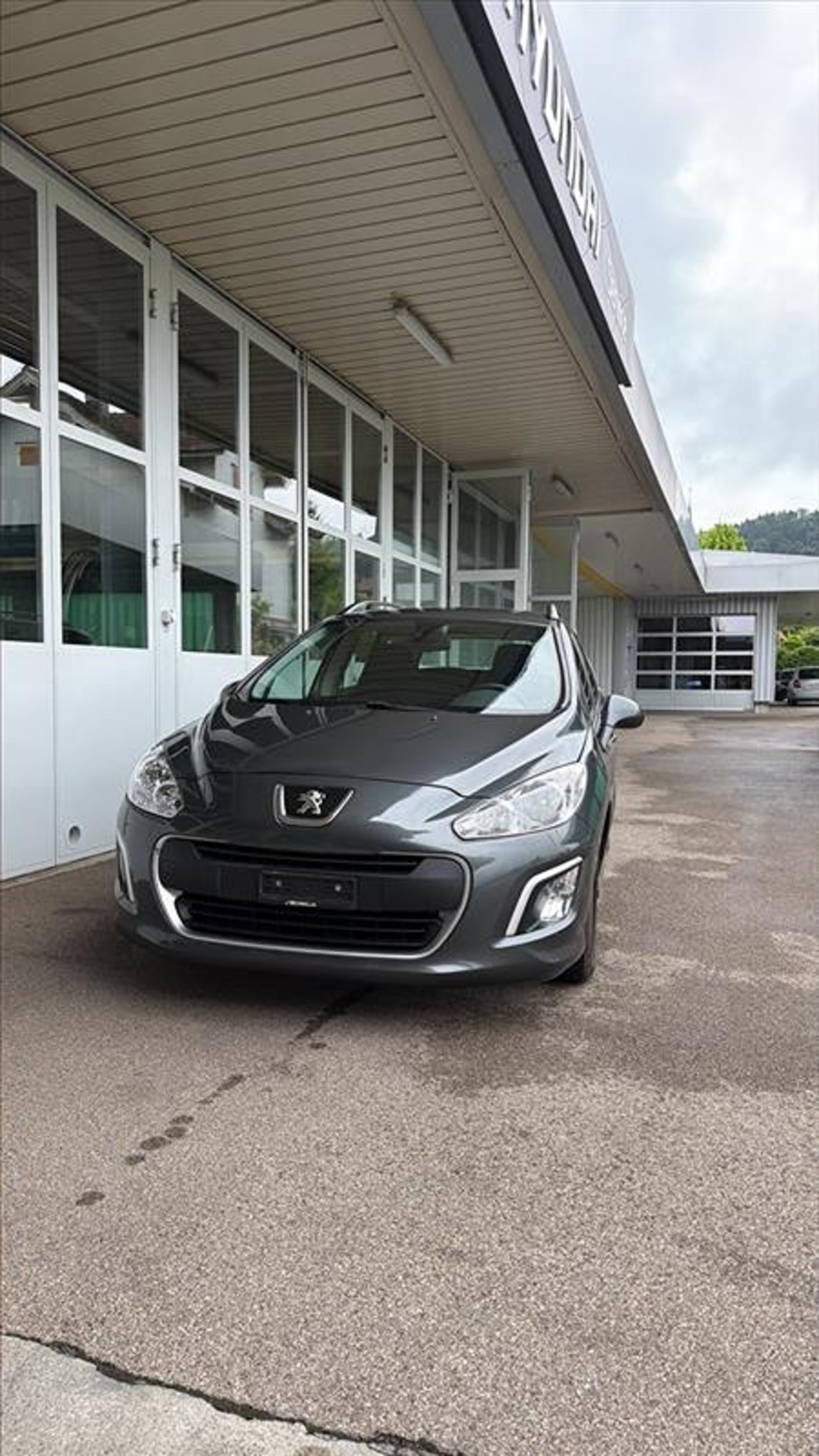 PEUGEOT 308 SW 1.6HDi FAP — zdjęcie 2