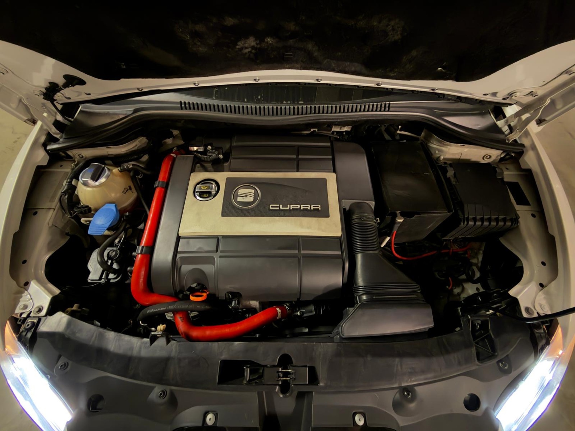 SEAT Leon Cupra 2.0 — zdjęcie 11