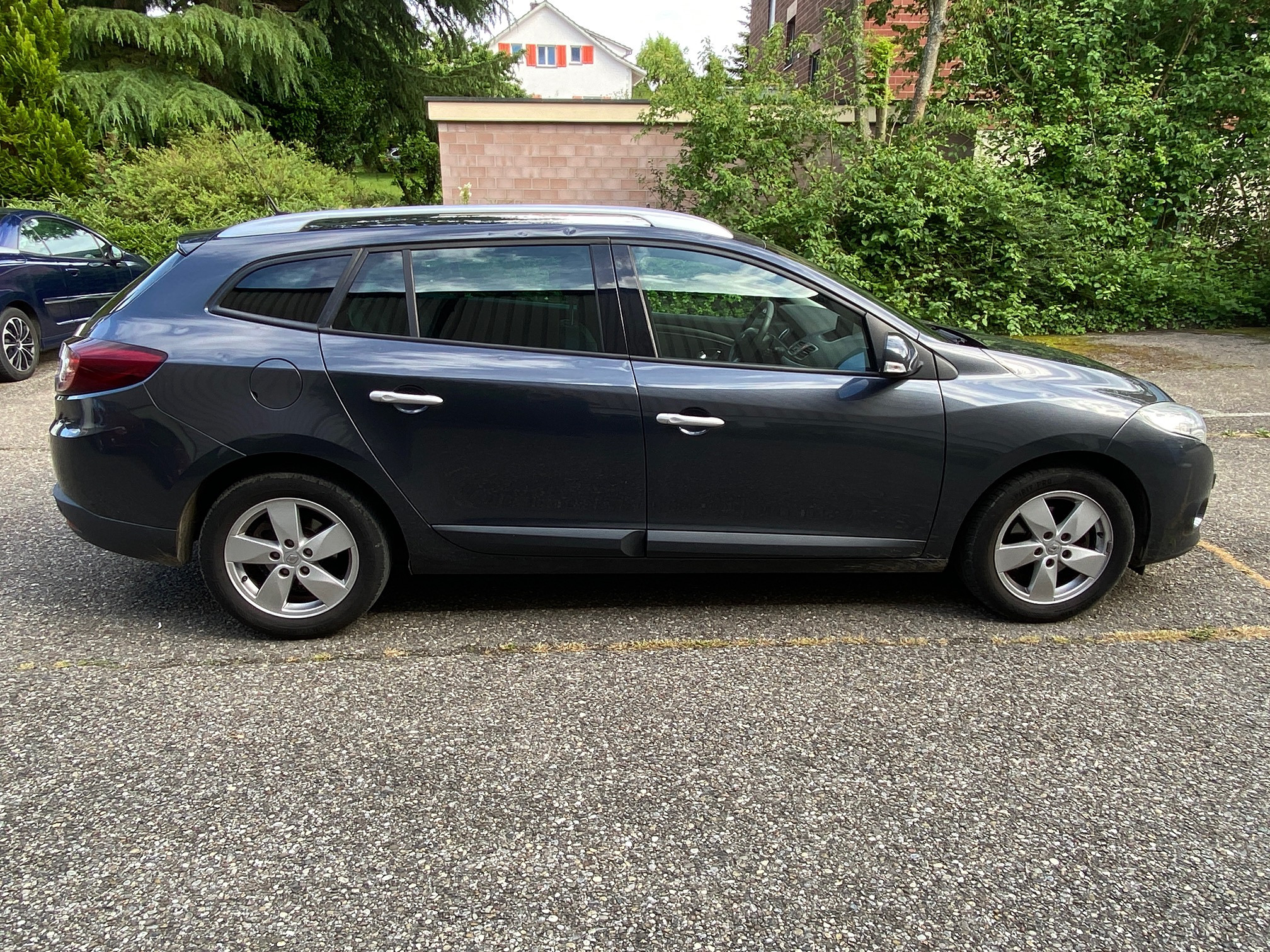 RENAULT Megane 2.0 — zdjęcie 6