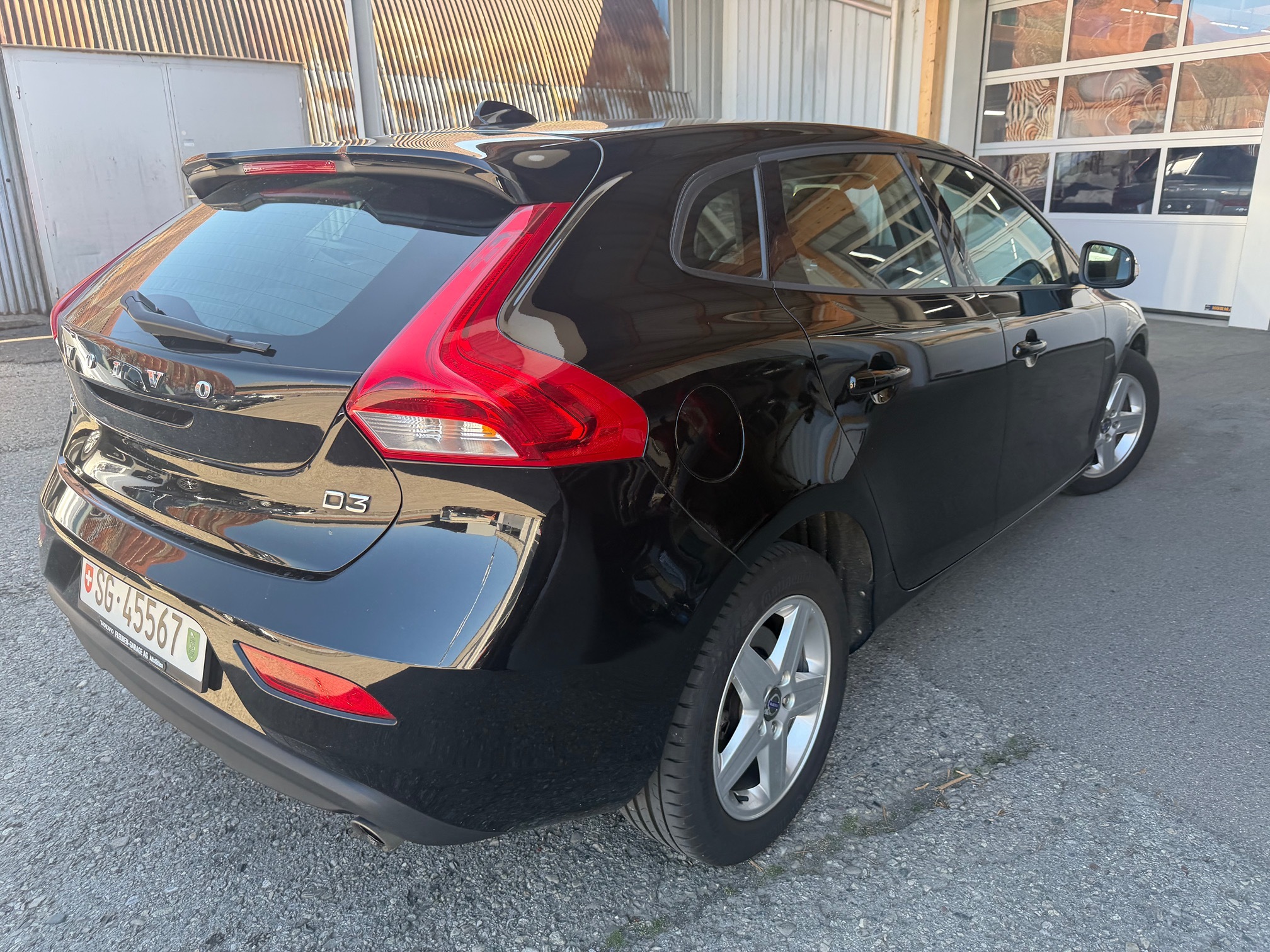 VOLVO V40 D3 — zdjęcie 8